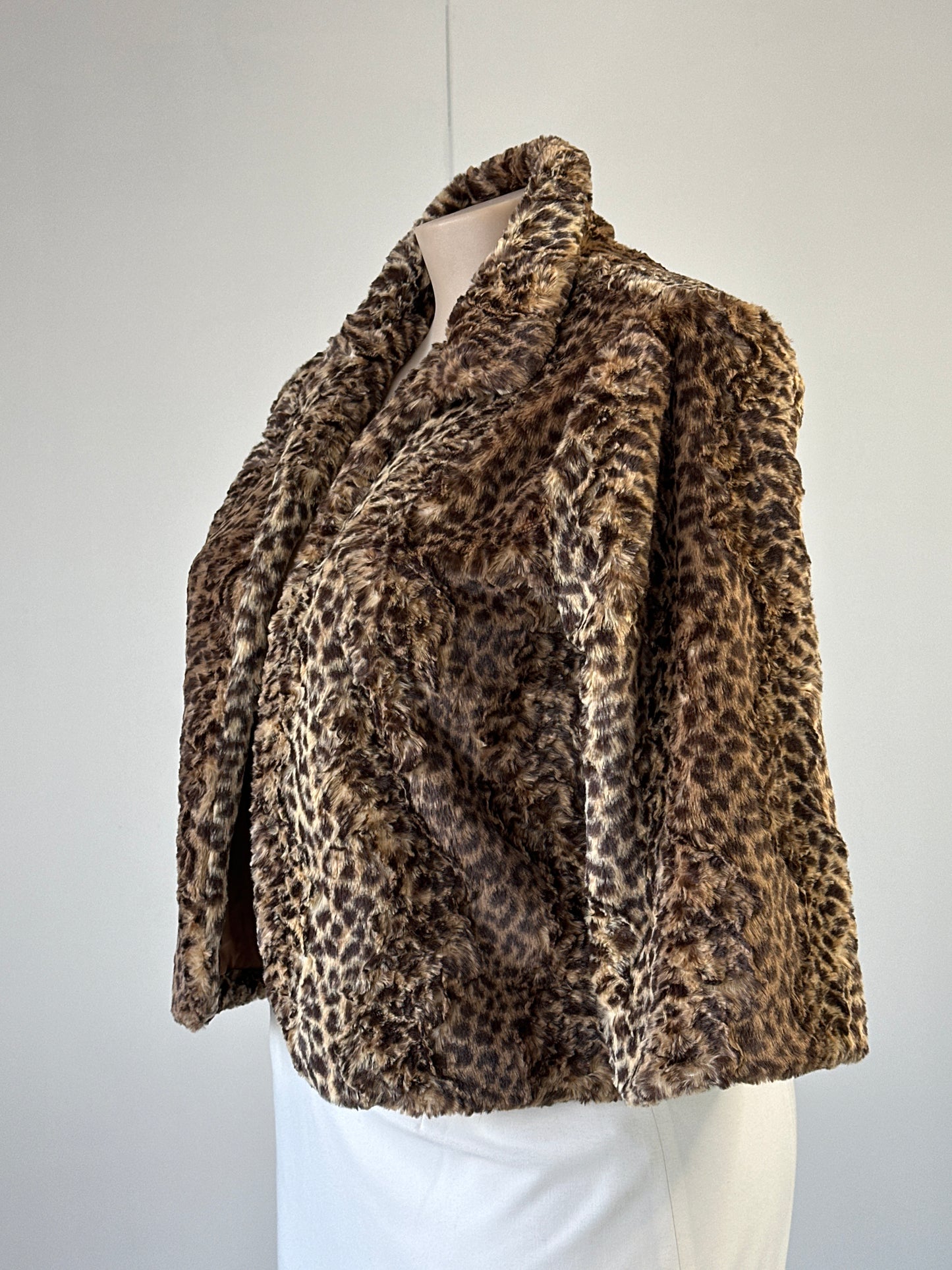 Lemonade on the Lawn | coat | size 16 | open front
