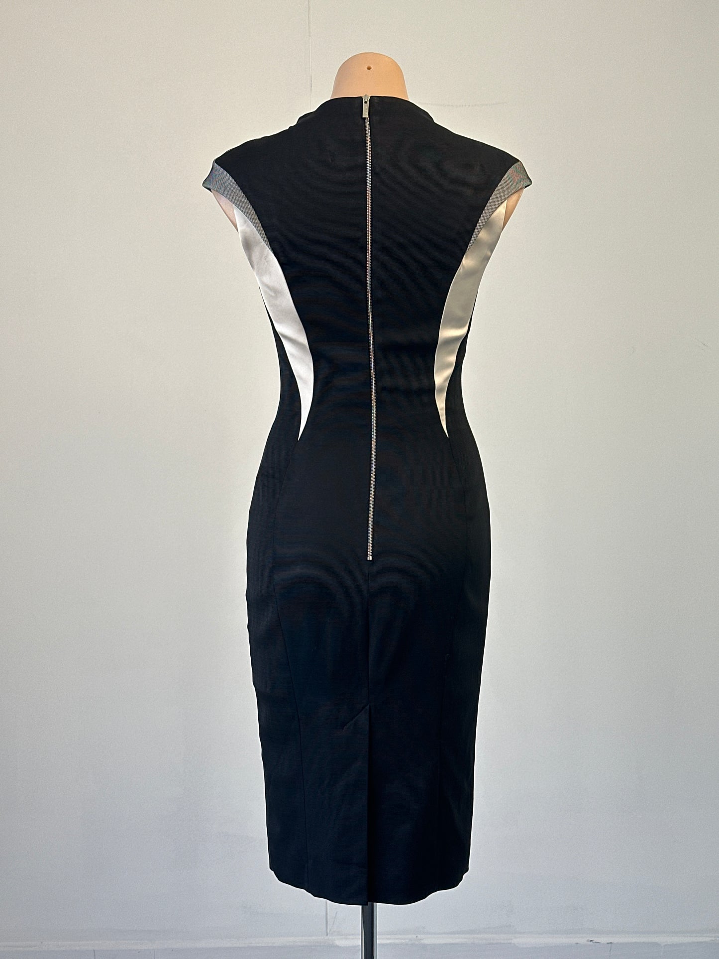 Karen Millen | UK | dress | size 10 | knee length