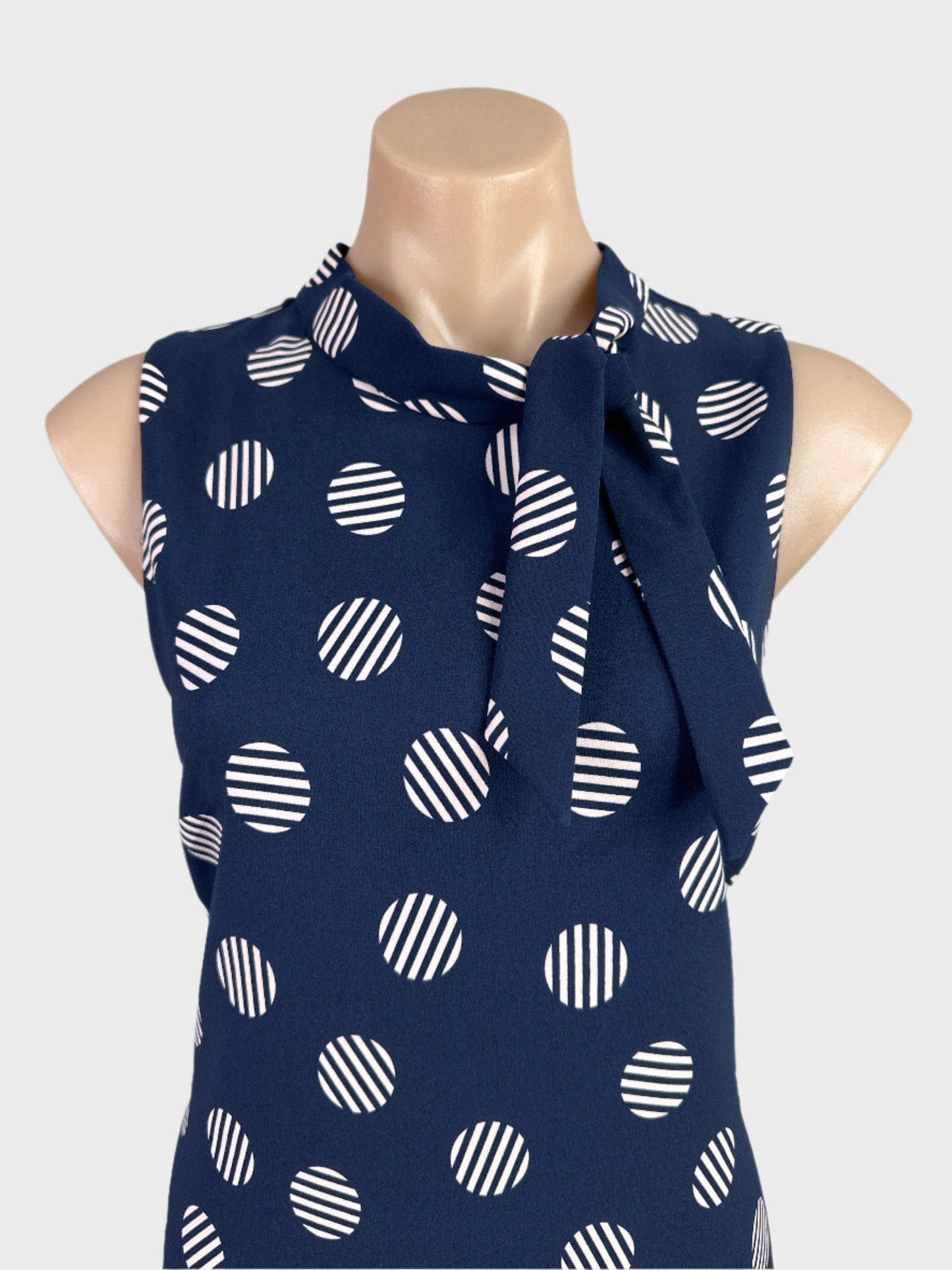 Review | dress | size 8 | knee length