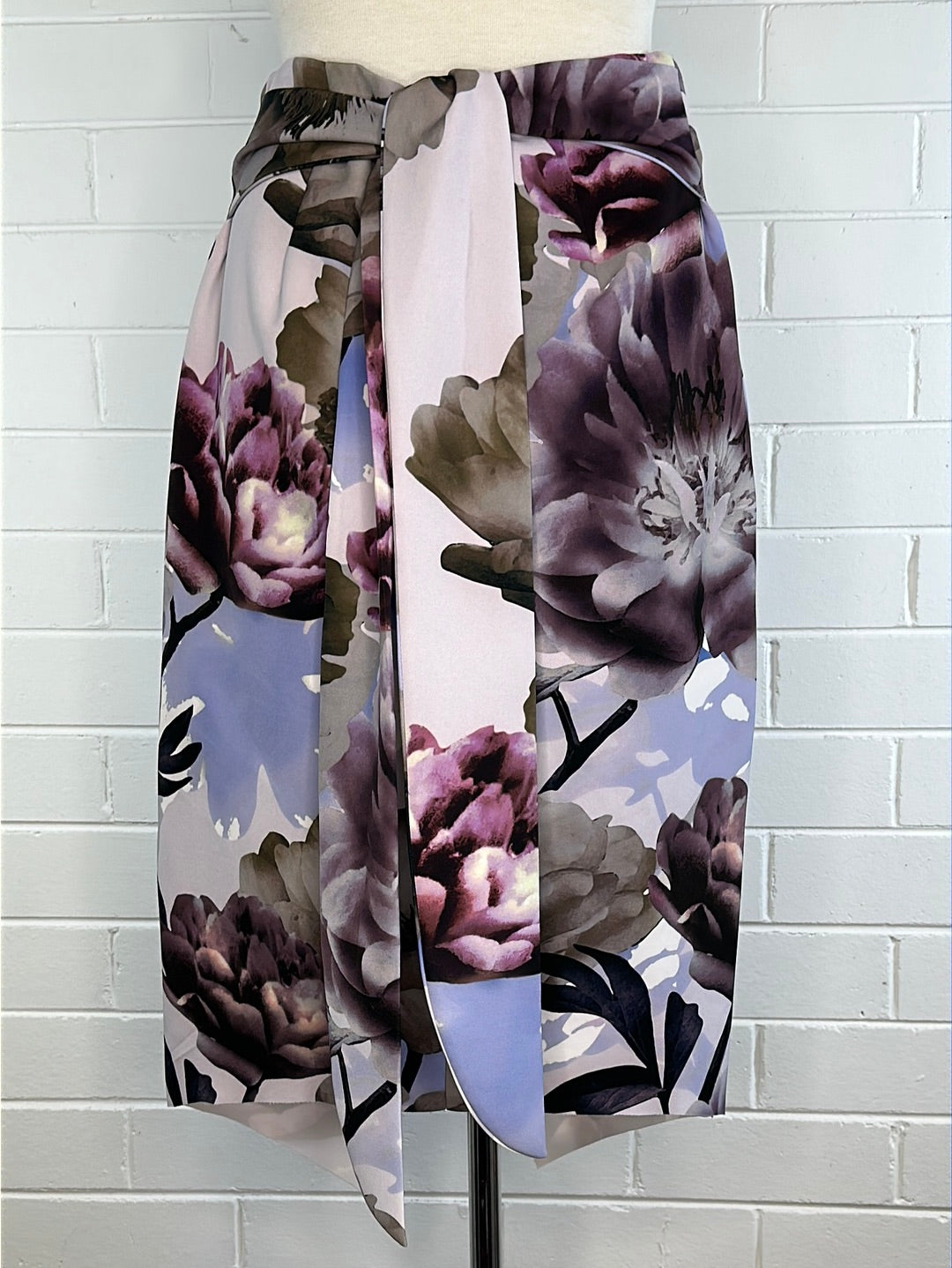 Jayson Brunsdon | skirt | size 8 | knee length