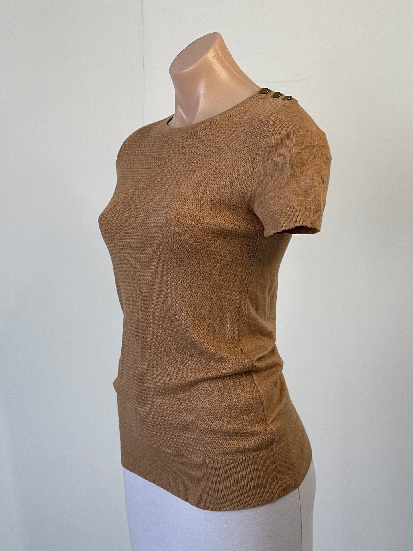 Loft | US | top | size 8 | cap sleeve