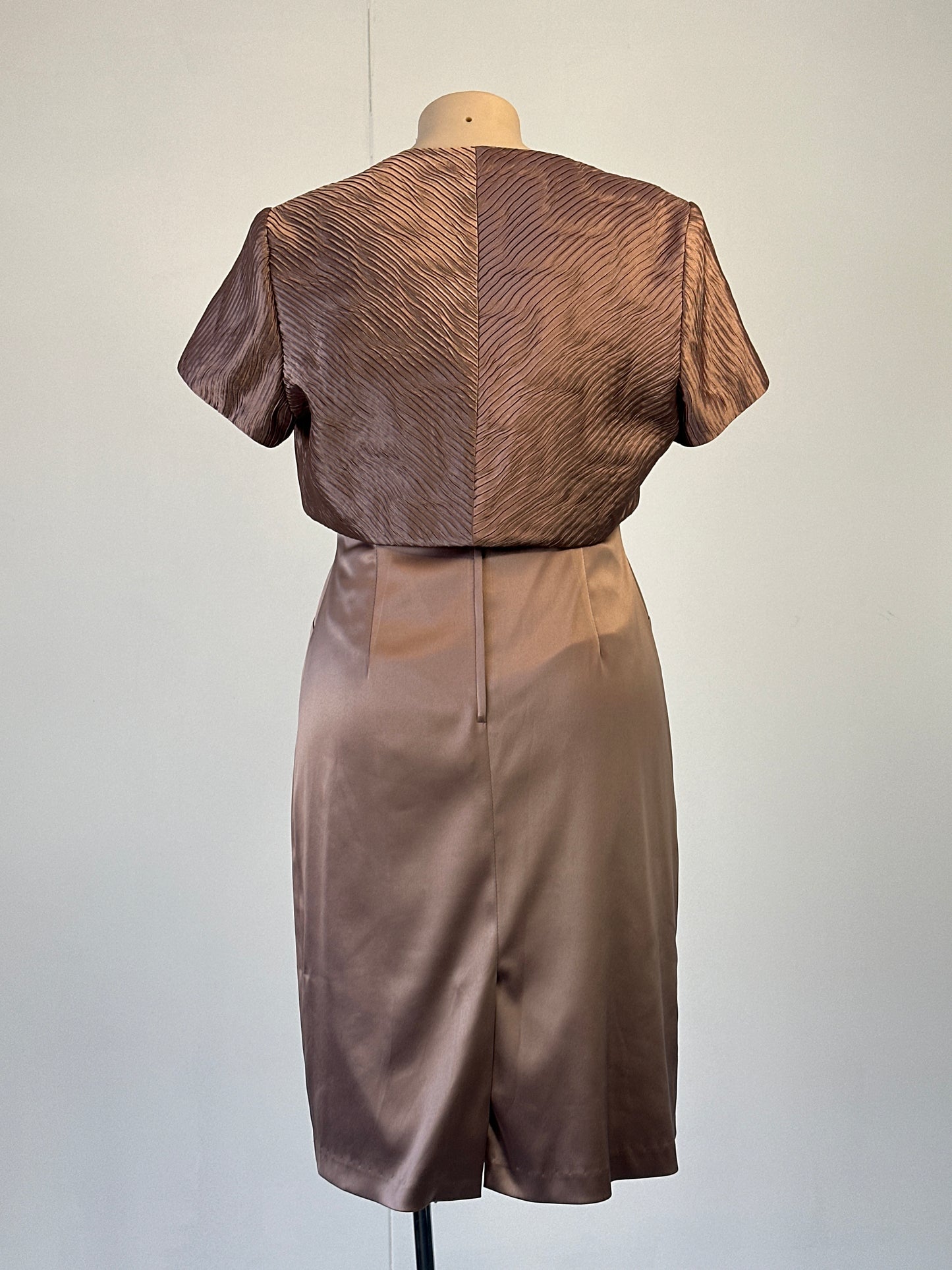 Laura K | dress & jacket set | size 16 | midi length | made in Australia 🇦🇺
