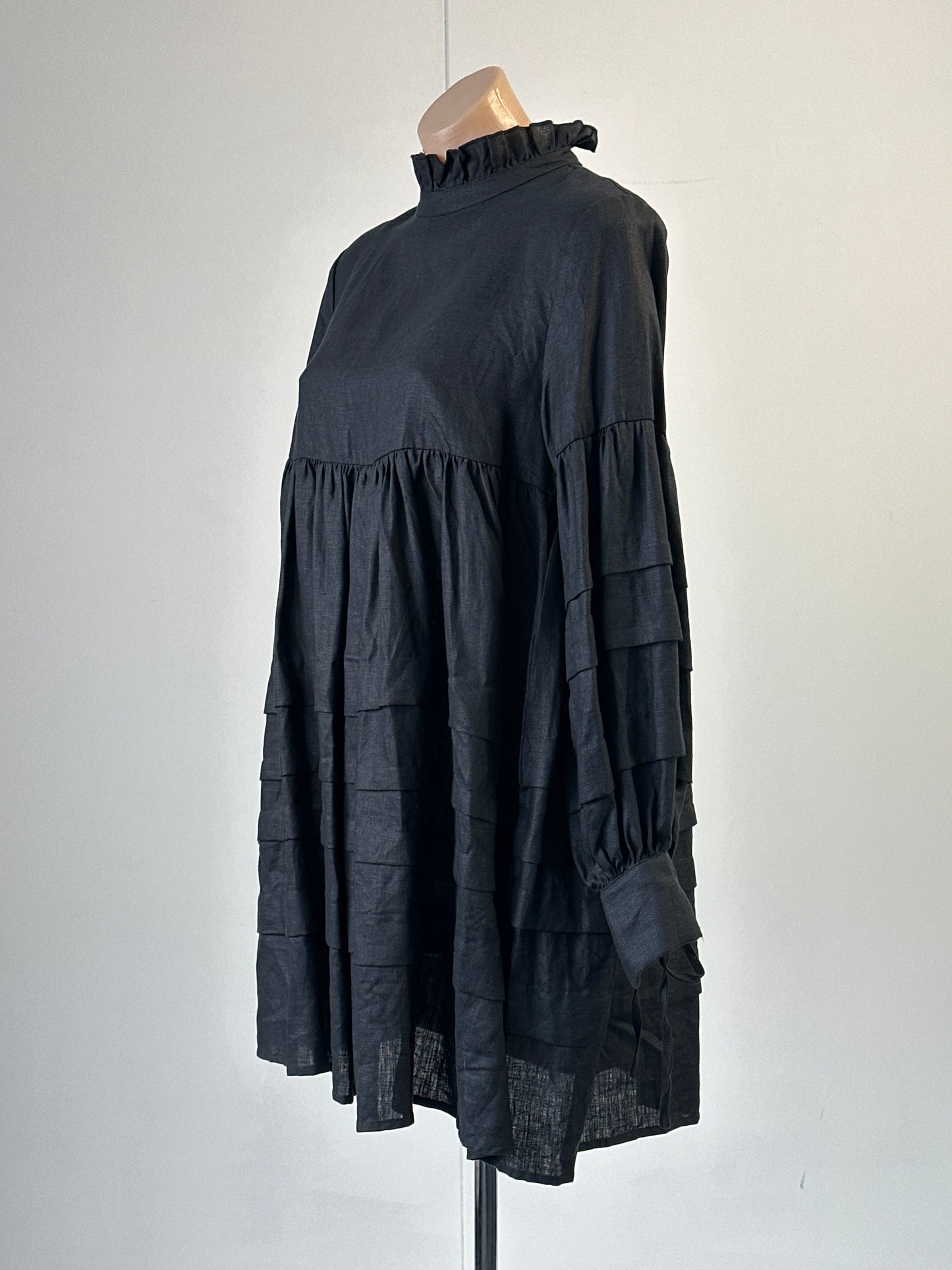 Aere | dress | size 10 | knee length | 100% linen
