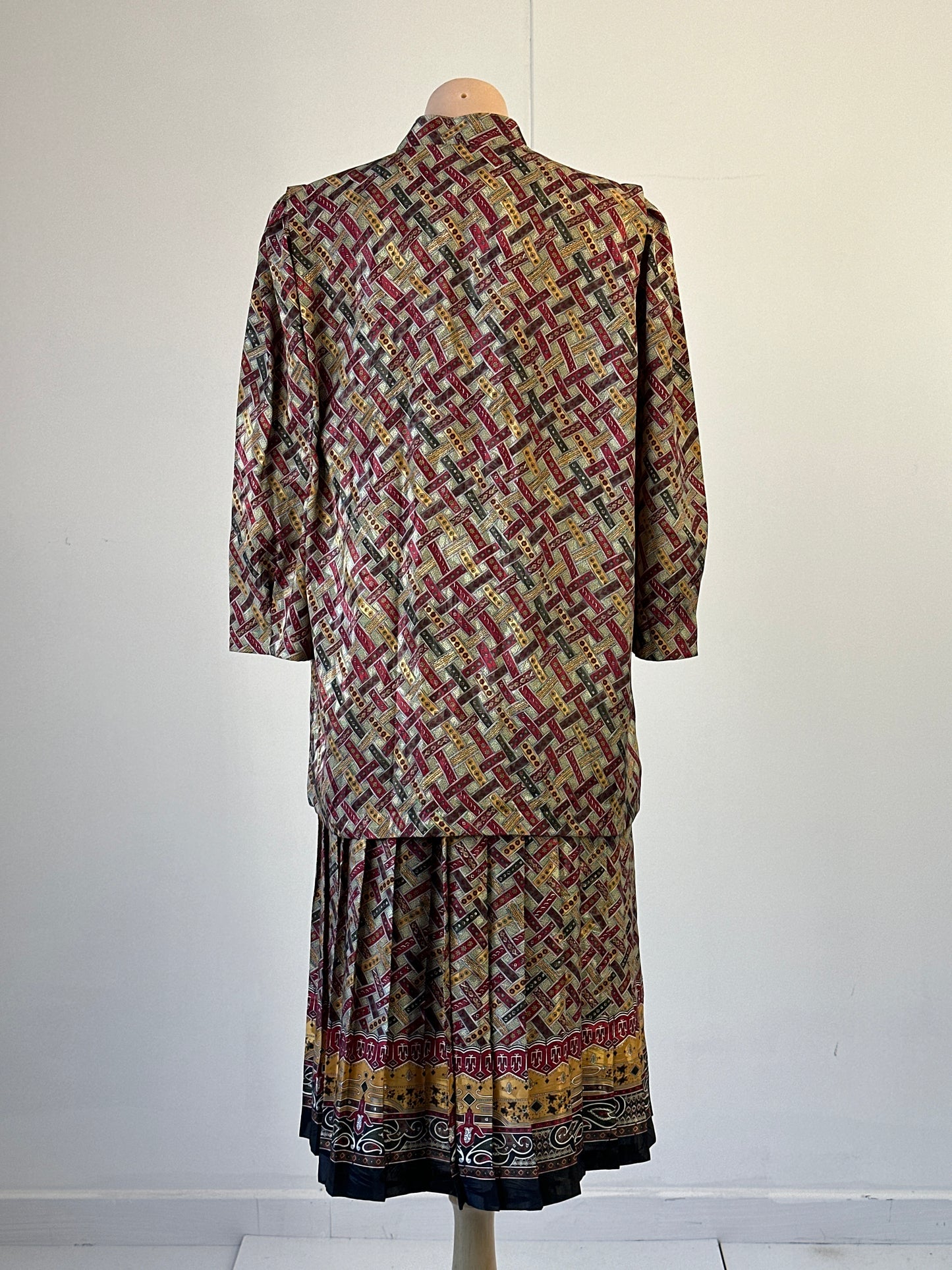Stitches | vintage 80's | skirt & shirt set | size 14 | length