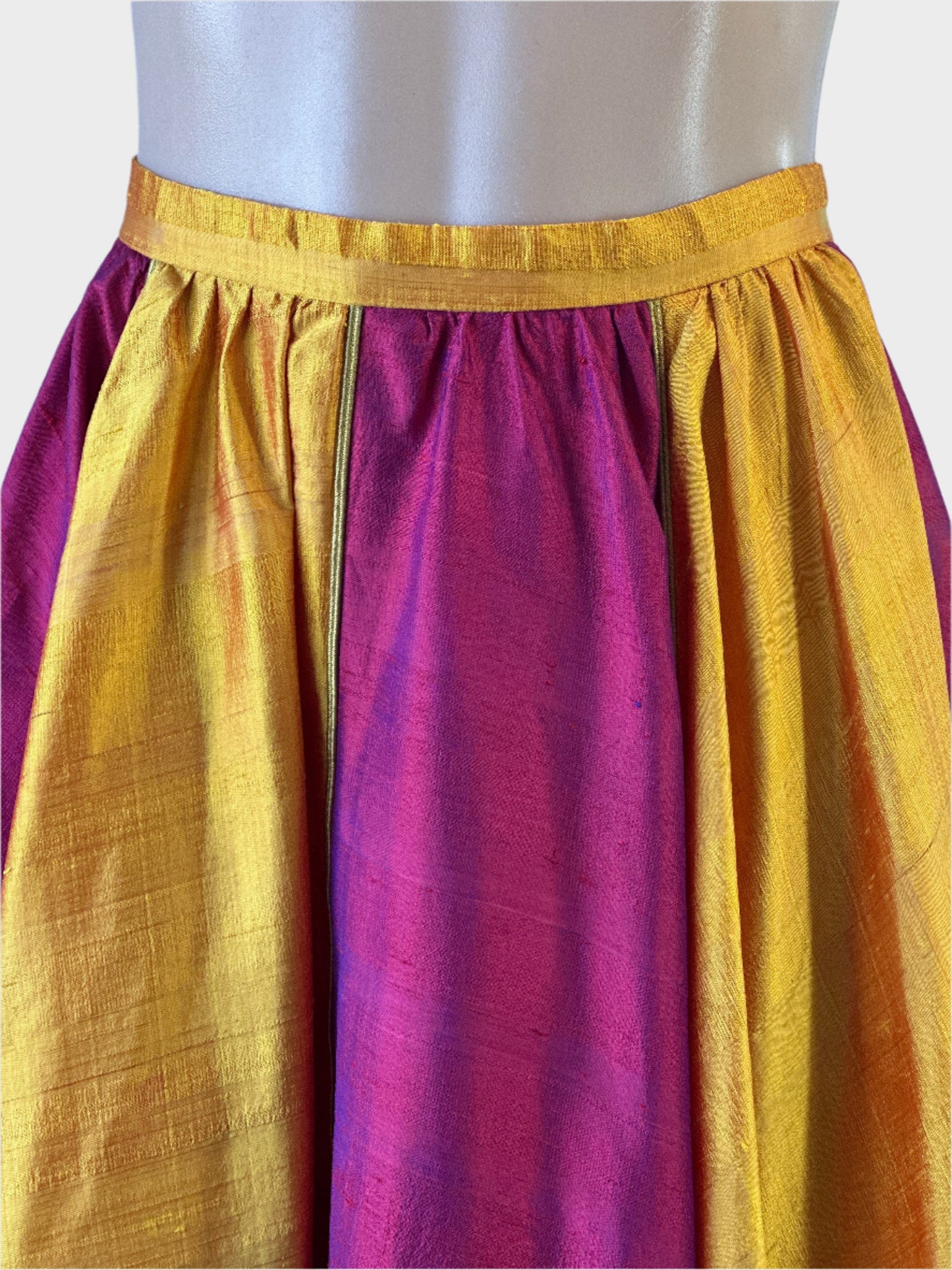 REGAMUS | London | vintage 80's | skirt | size 12 | midi length