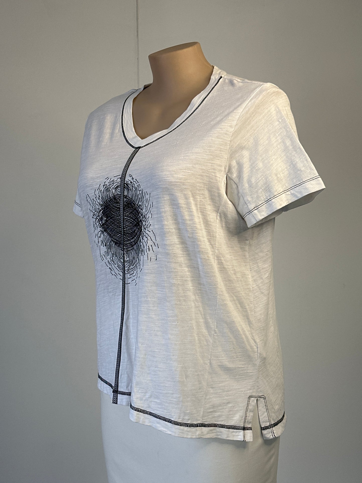 VERGE | New Zealand | top | size 18 | short sleeve | 100% cotton