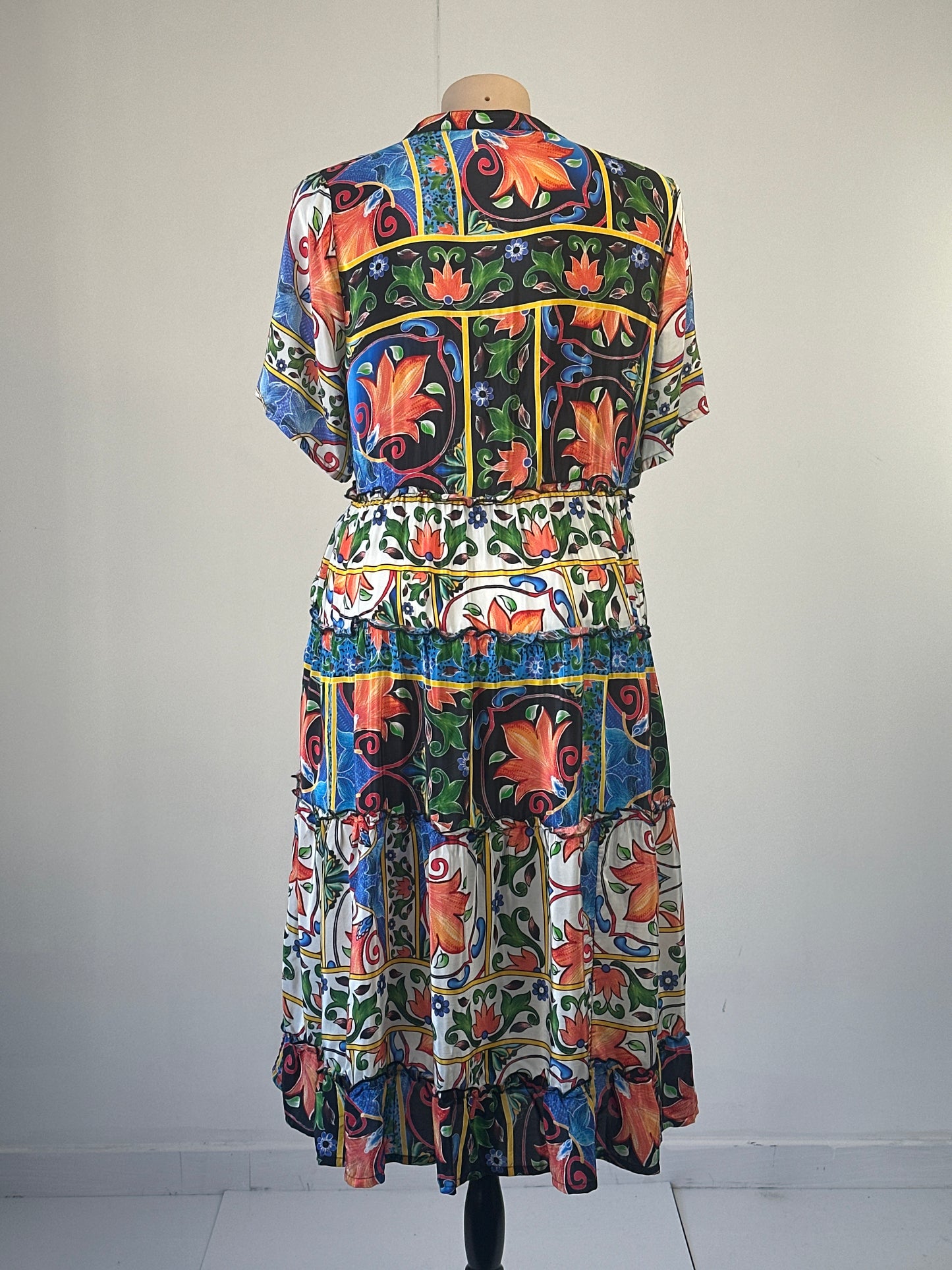Taking Shape | dress | size 16 | midi length | new with tags