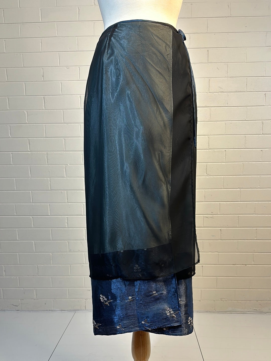Veronika Maine | vintage 90's | skirt | size 10 | maxi length | made in Australia