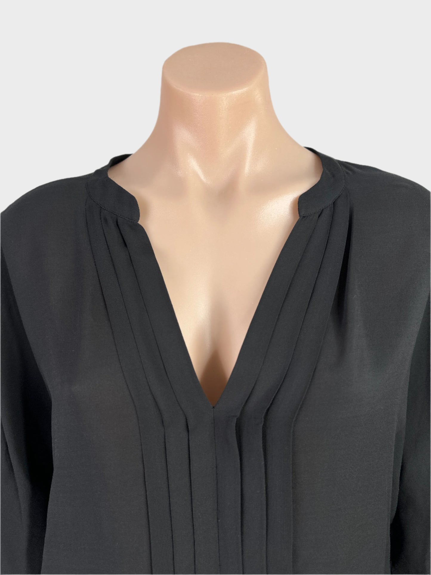 Joie | Los Angeles | top | size 12 | three quarter sleeve | 100% silk