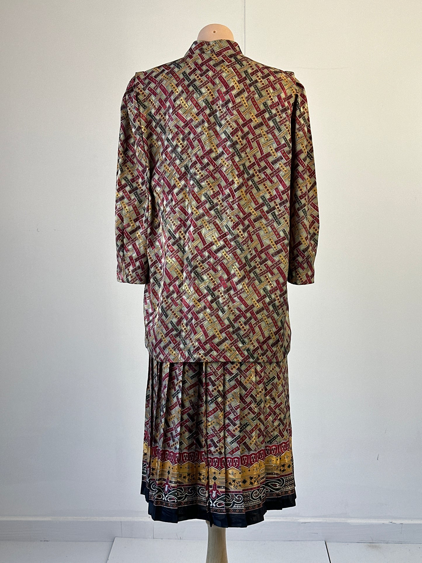 Stitches | vintage 80's | skirt & shirt set | size 14 | length