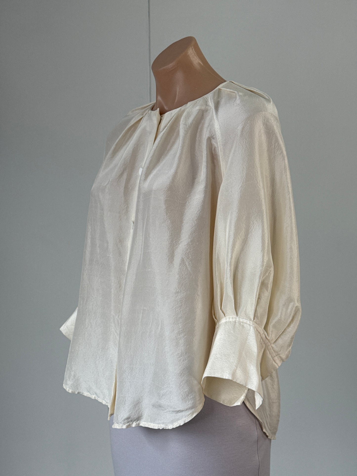 Oroton | shirt | size 12 | three quarter sleeve | 100% silk