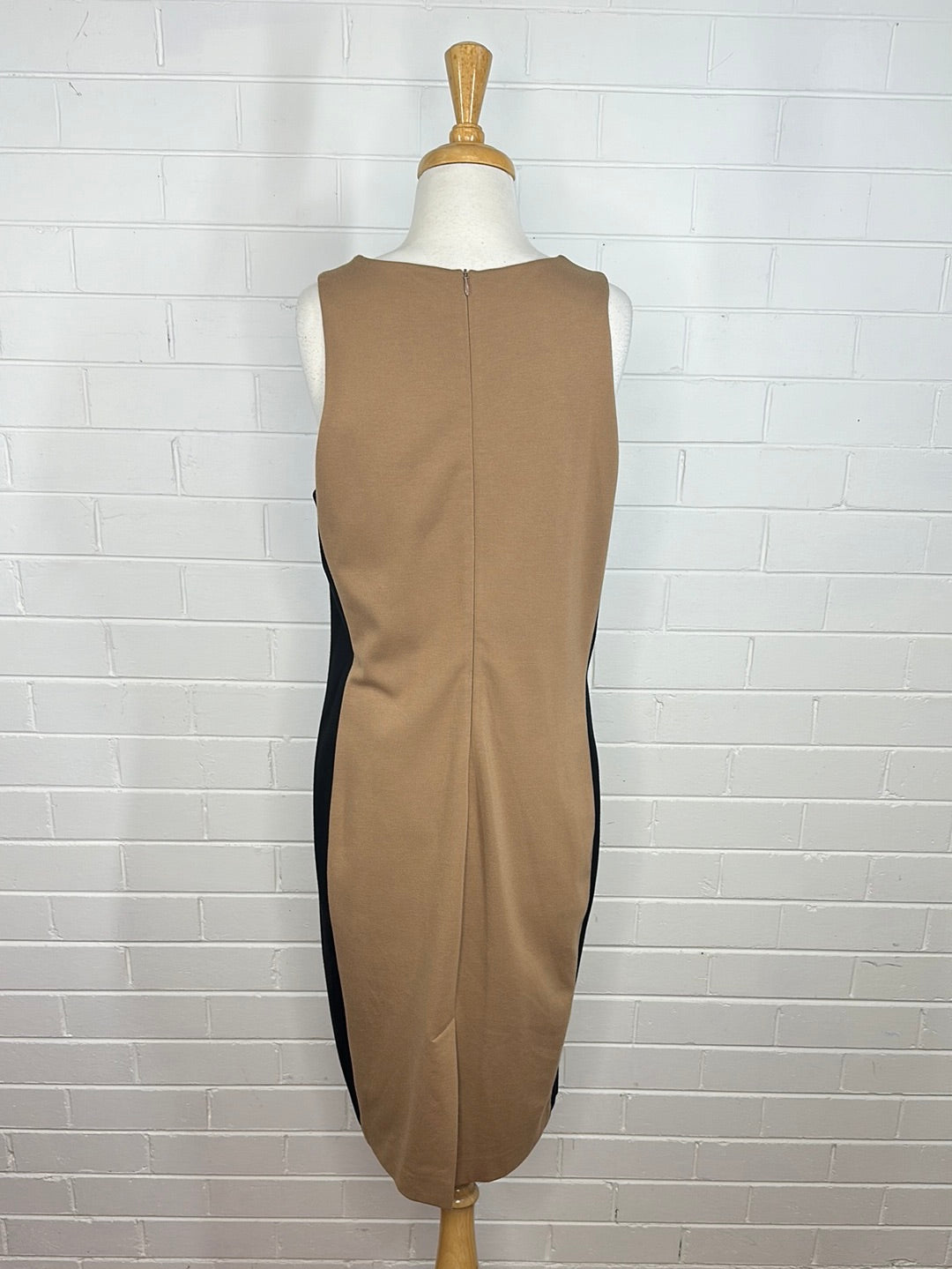 Carla Zampatti | dress | size 14 | midi length