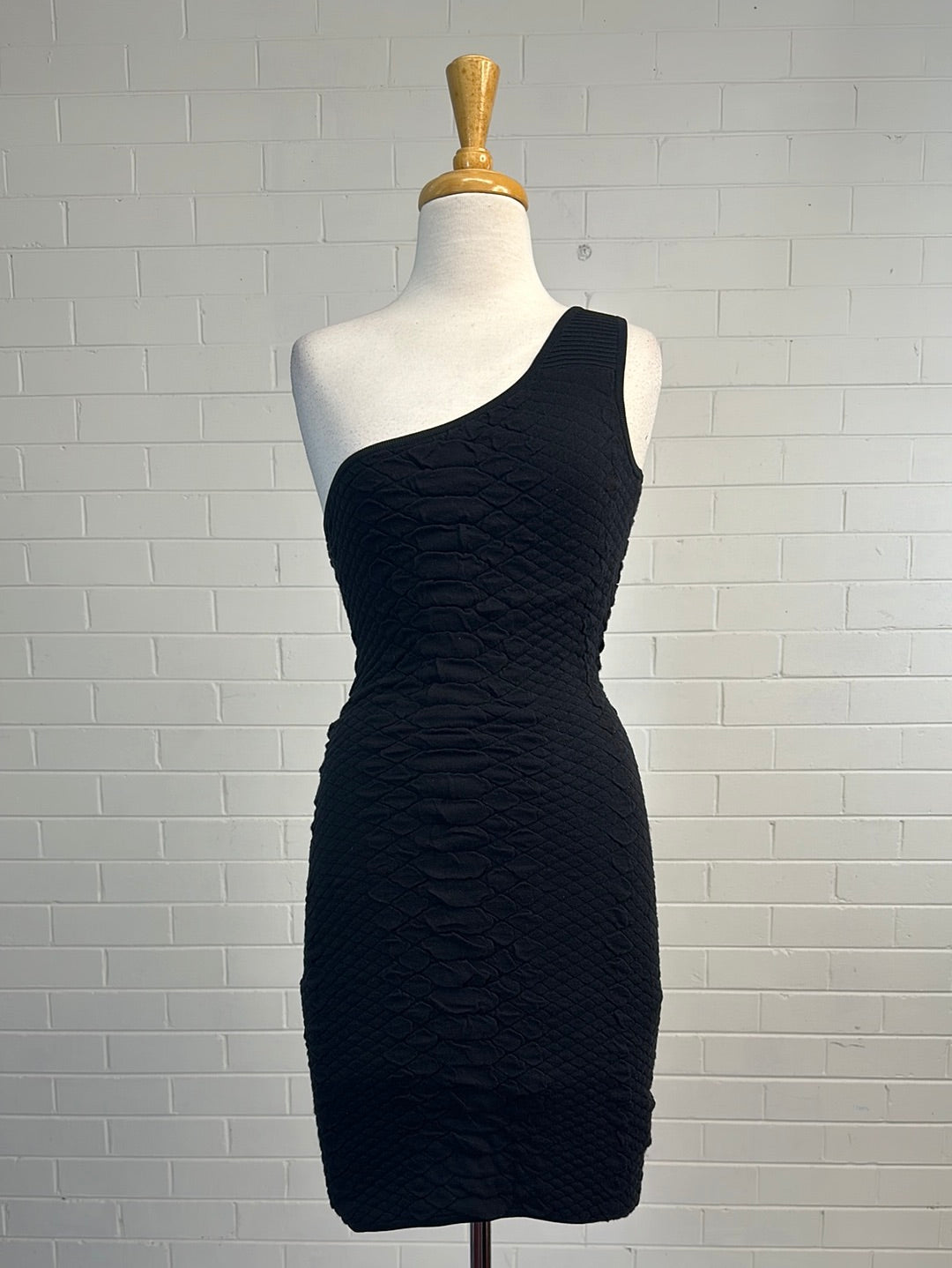 GUESS | dress | size 6 | knee length