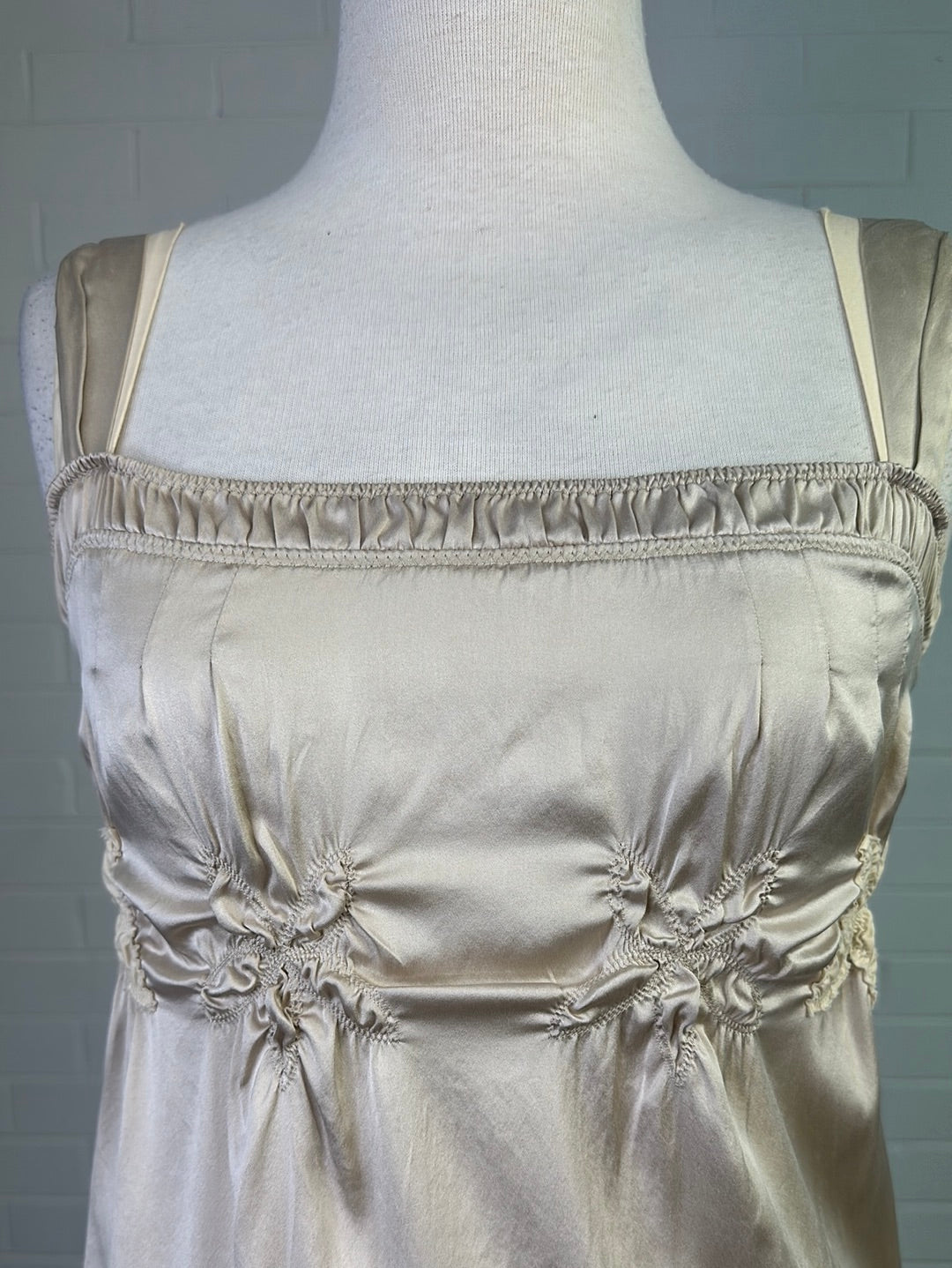 Schumacher | Germany | top | size 8 | sleeveless