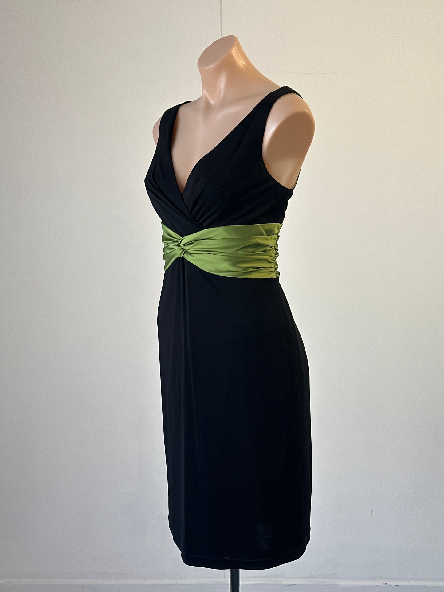 Kay Unger | New York | dress | size 8 | knee length