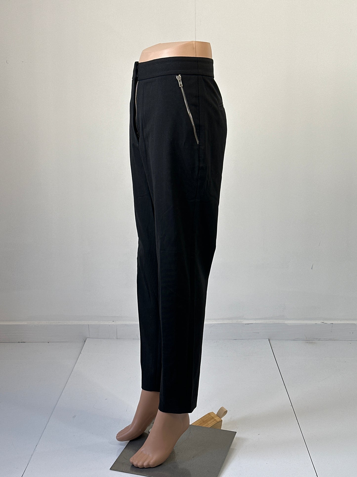 Alexander Wang | New York | pants | size 6 | tapered leg