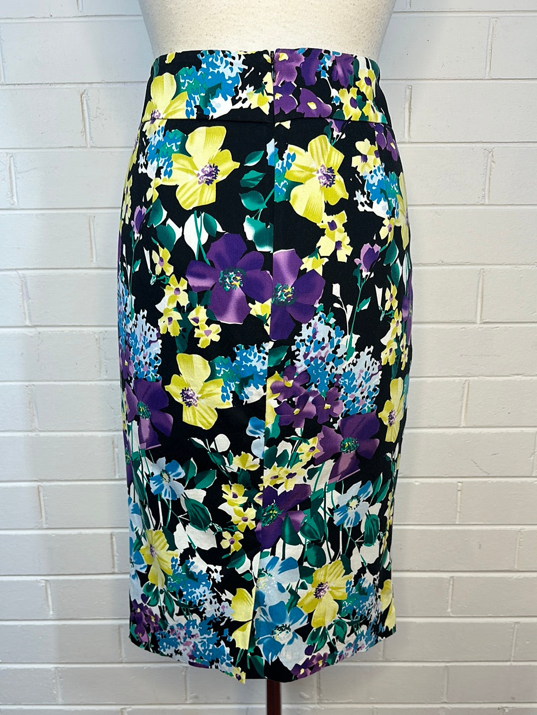 Review | skirt | size 12 | knee length