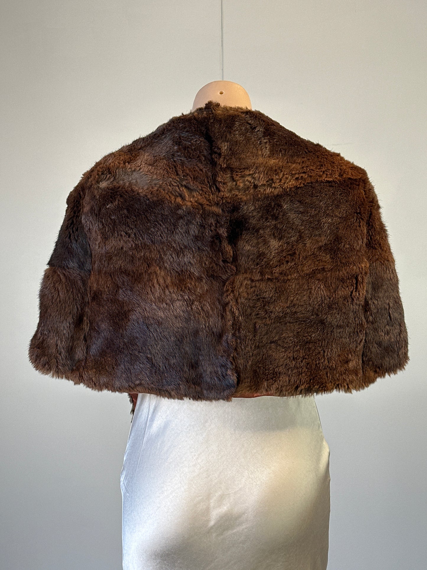 No label | vintage 30's | fur stole | one size | tie front
