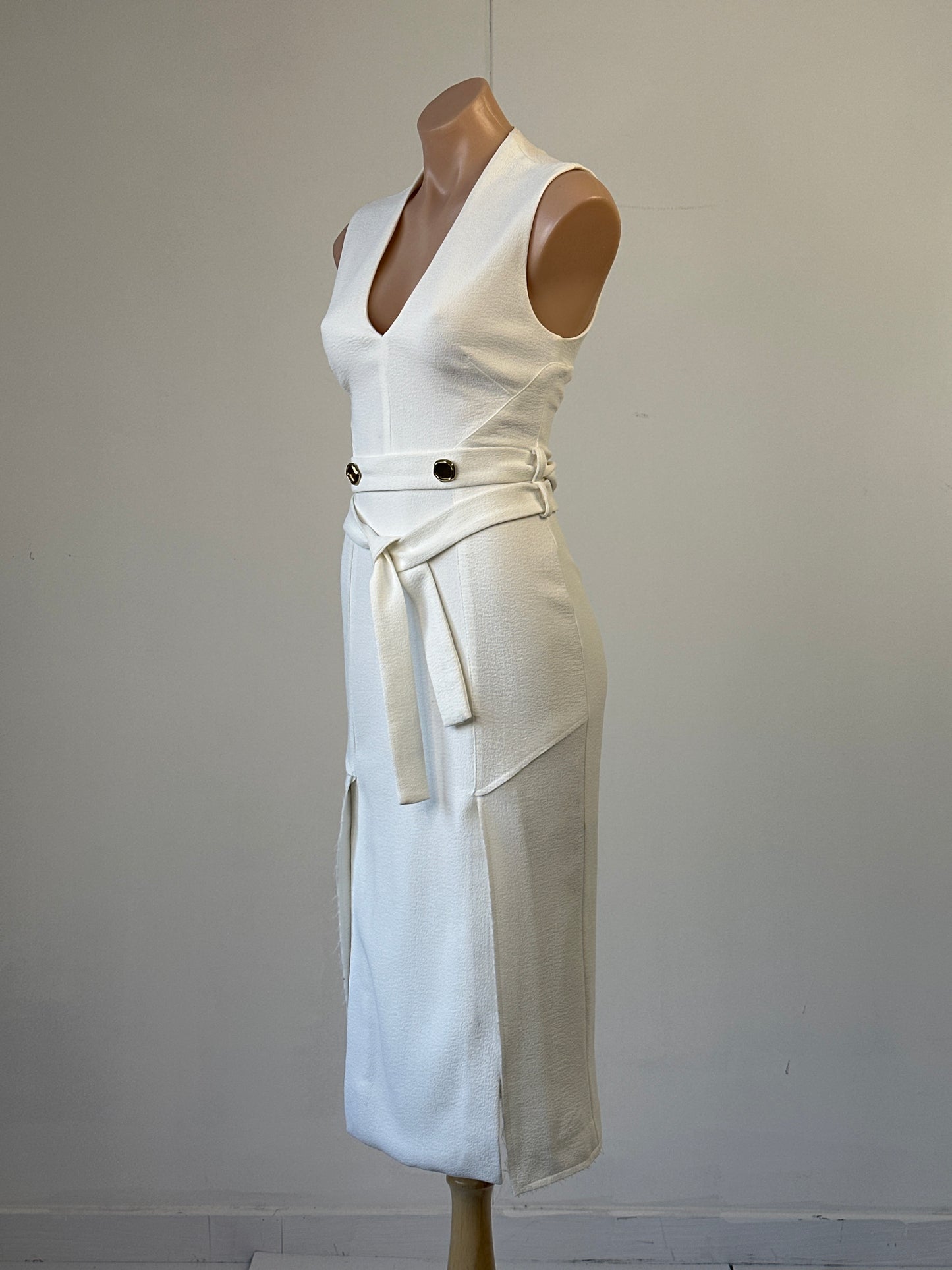 Rebecca Vallance | dress | size 6 | midi length | made in Australia
