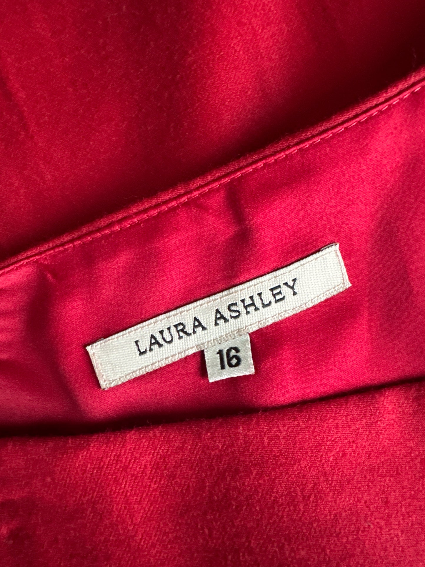 Laura Ashley | UK | skirt | size 16 | knee length