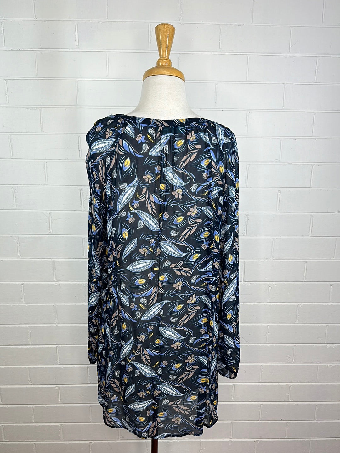 Blue Illusion | top | size 18 | long sleeve