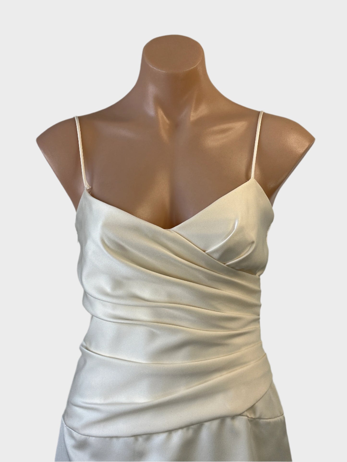 Vera Wang - Maids | New York | dress | size 8 | knee length