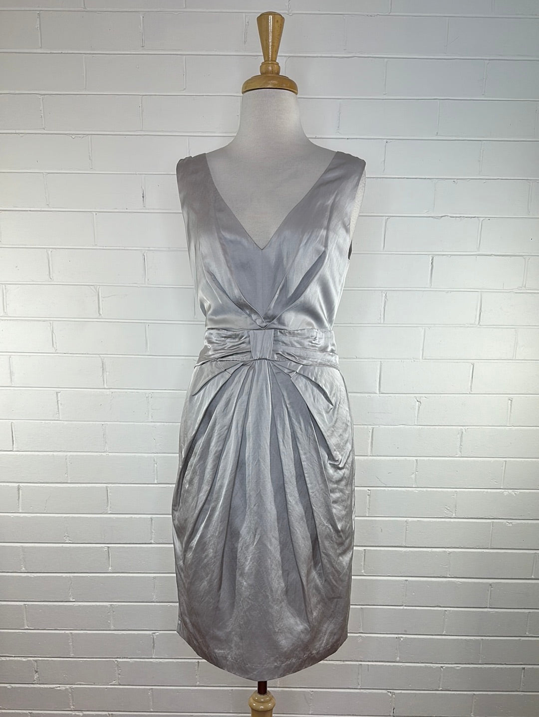 Veronika Maine | dress | size 12 | knee length | made in Australia 🇦🇺