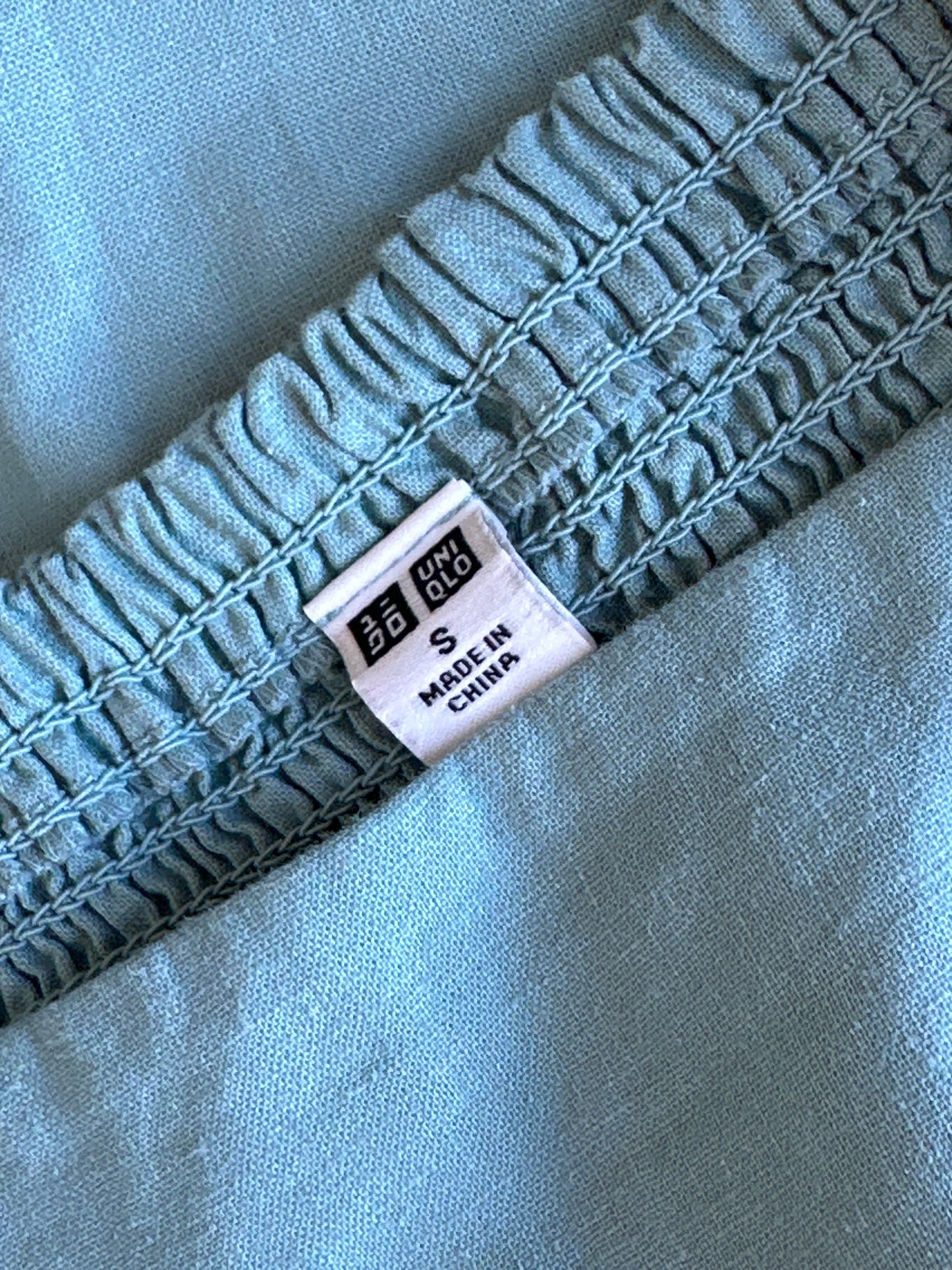 Uniqlo | dress | size 10 | midi length