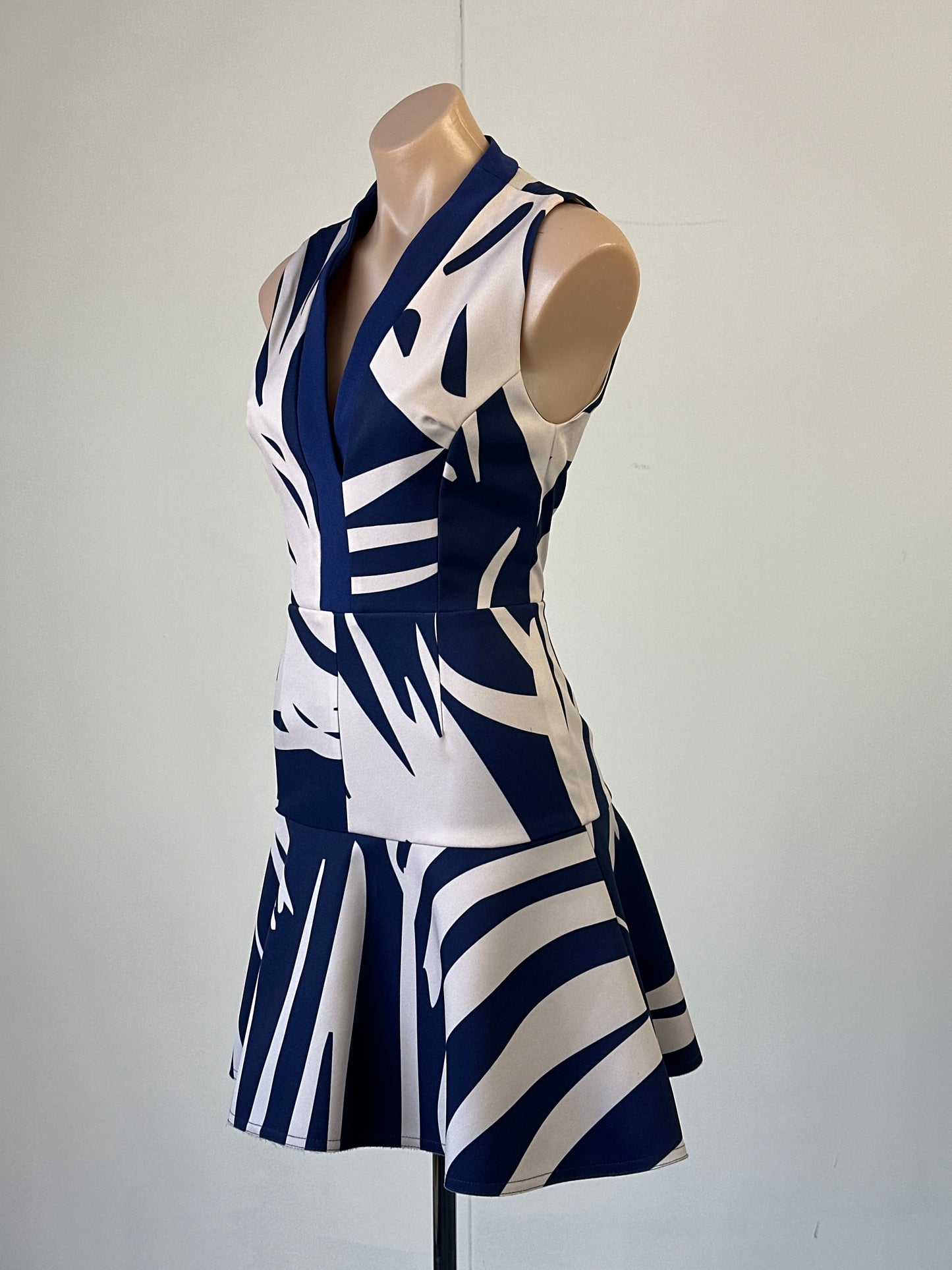 Rebecca Vallance | dress | size 6 | mini length | made in Australia