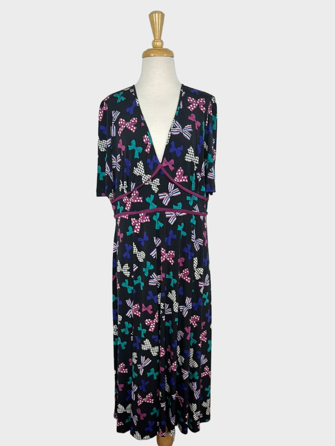 Leona Edmiston | dress | size 18 | midi length