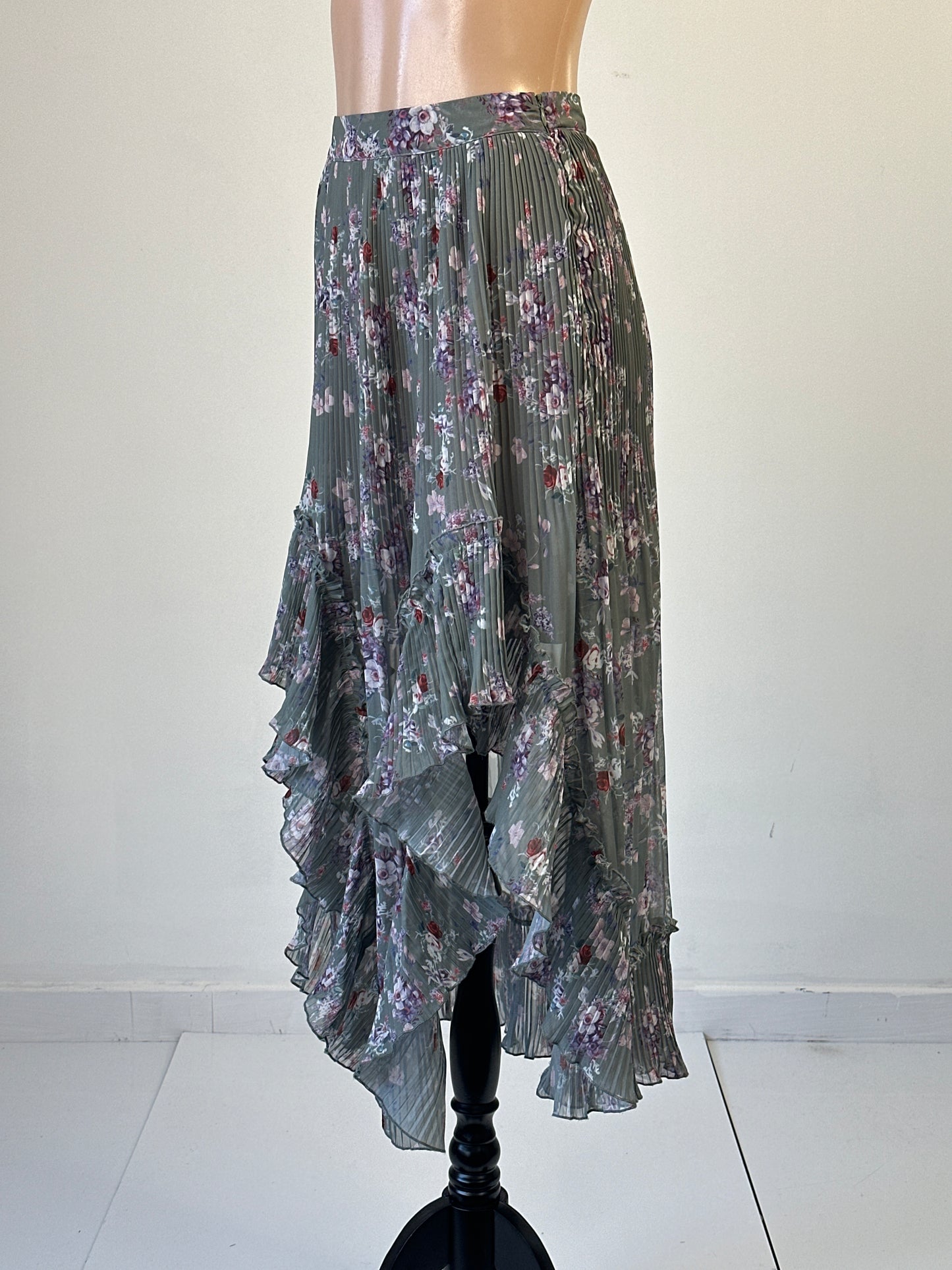 We Are Kindred | skirt | size 8 | maxi length