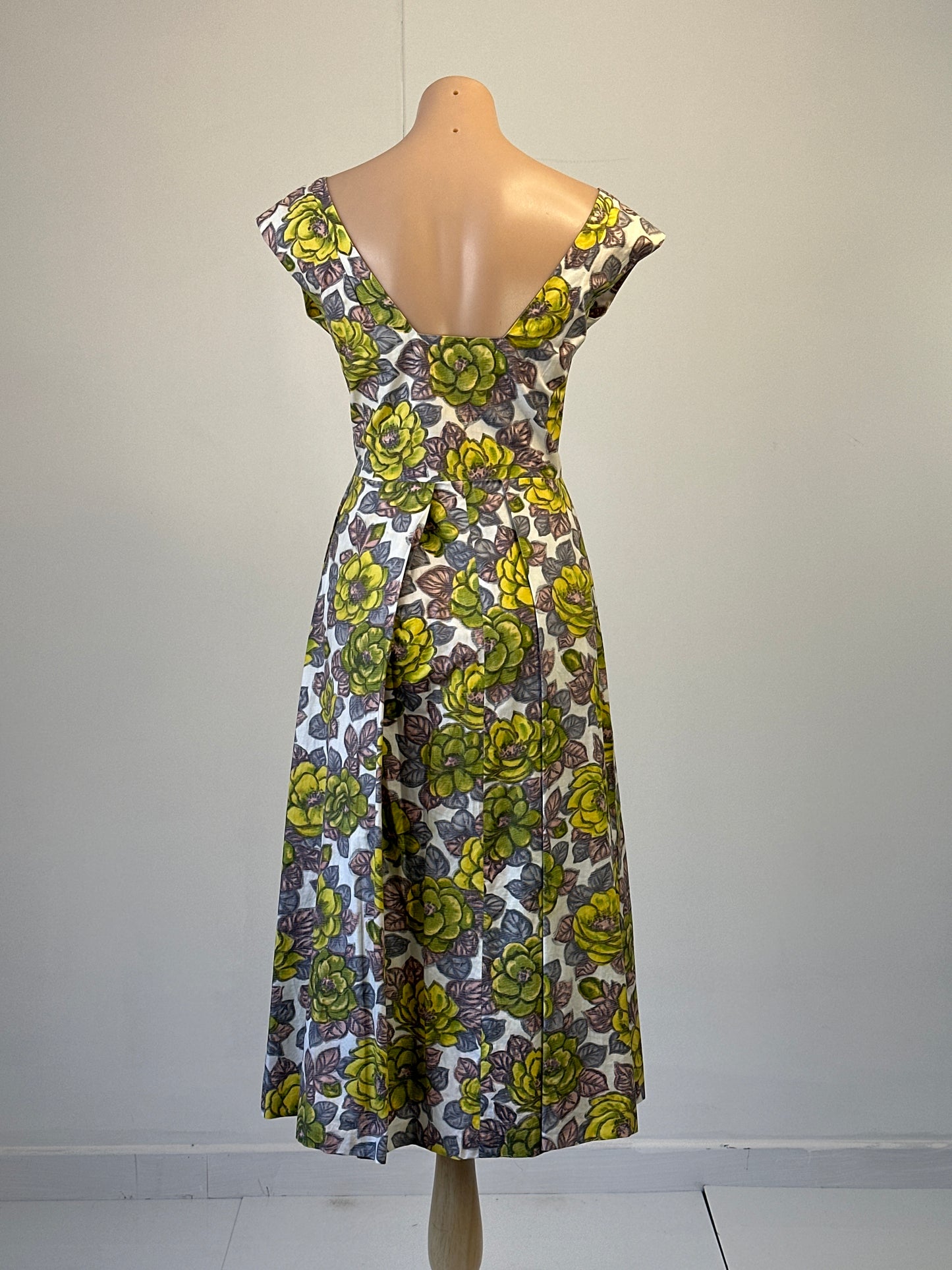 No label | vintage 60’s | dress | size 12 | midi length