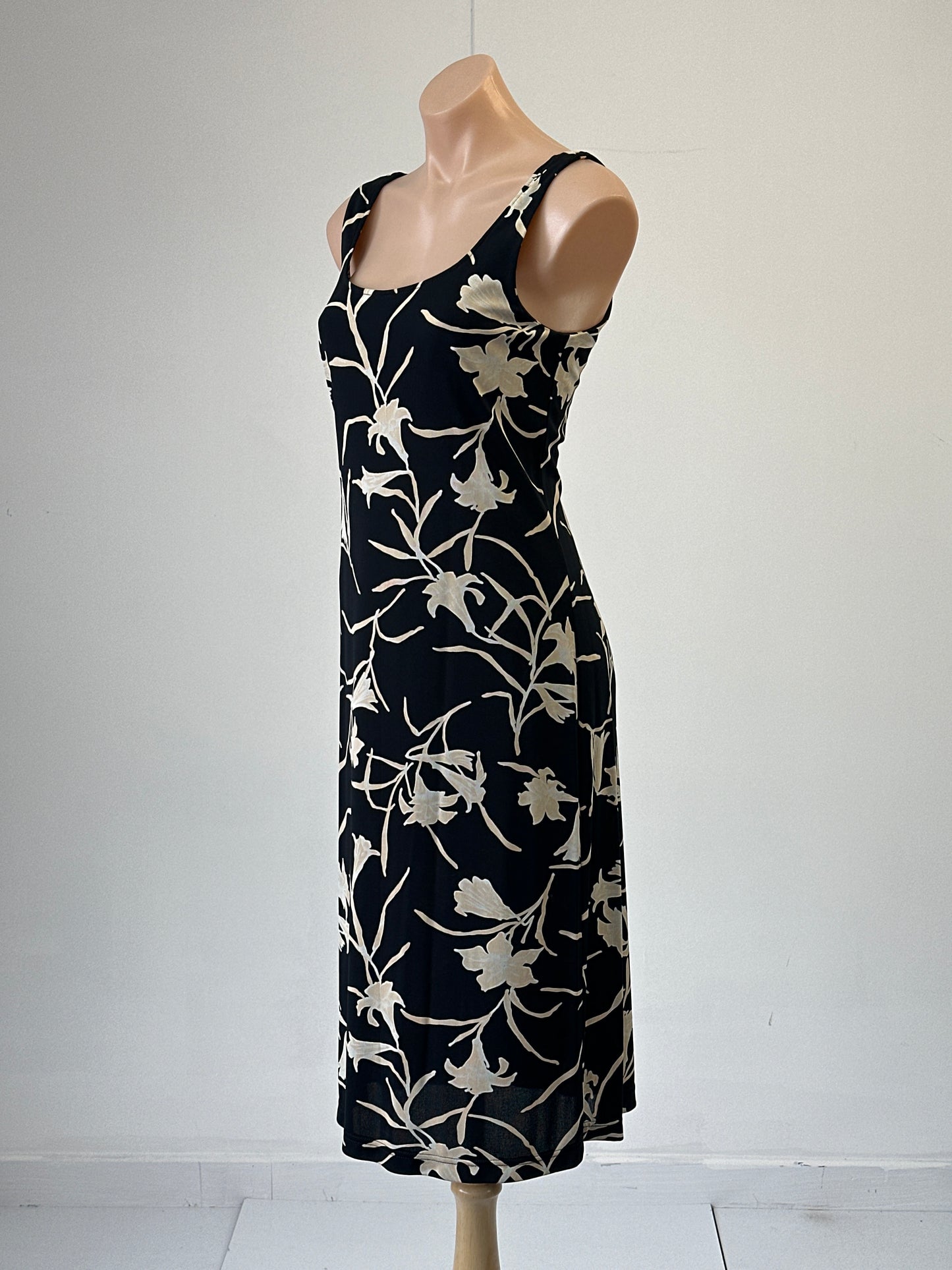 Simona | dress | size 14 | midi length | made in Australia 🇦🇺