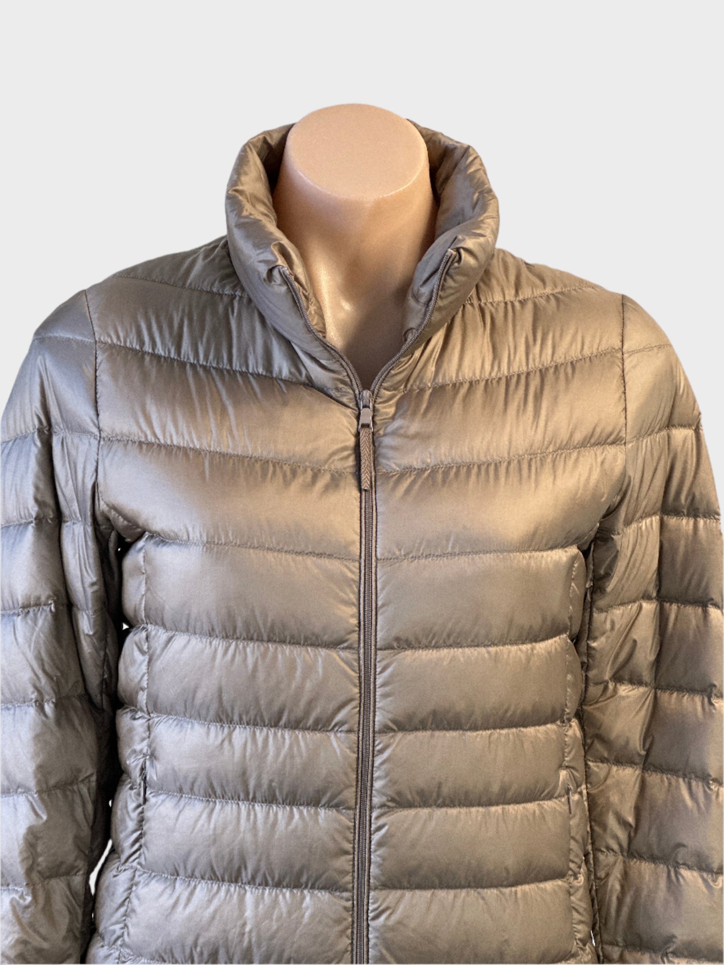 Uniqlo | jacket | size 8 | zip front