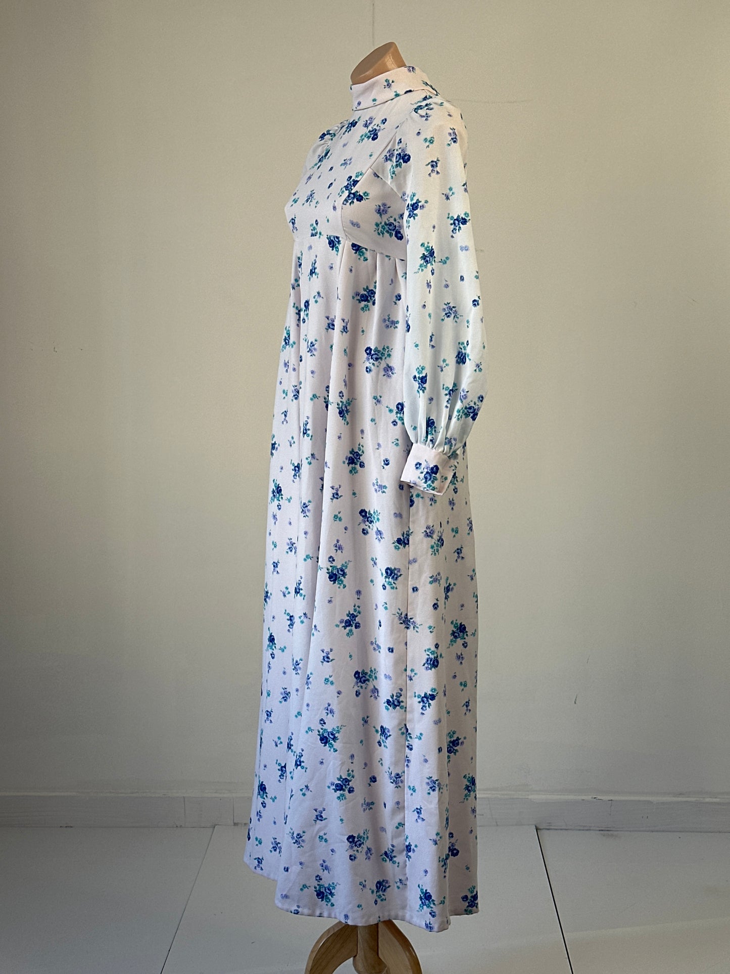 No label - home sewn | vintage 70's | dress | size 6 | maxi length