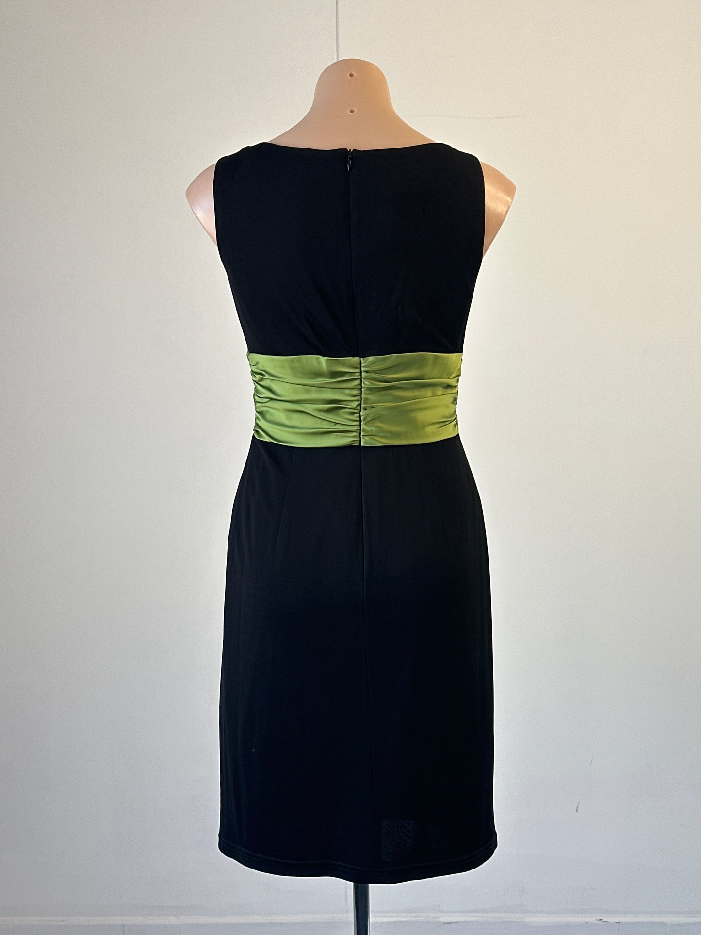 Kay Unger | New York | dress | size 8 | knee length