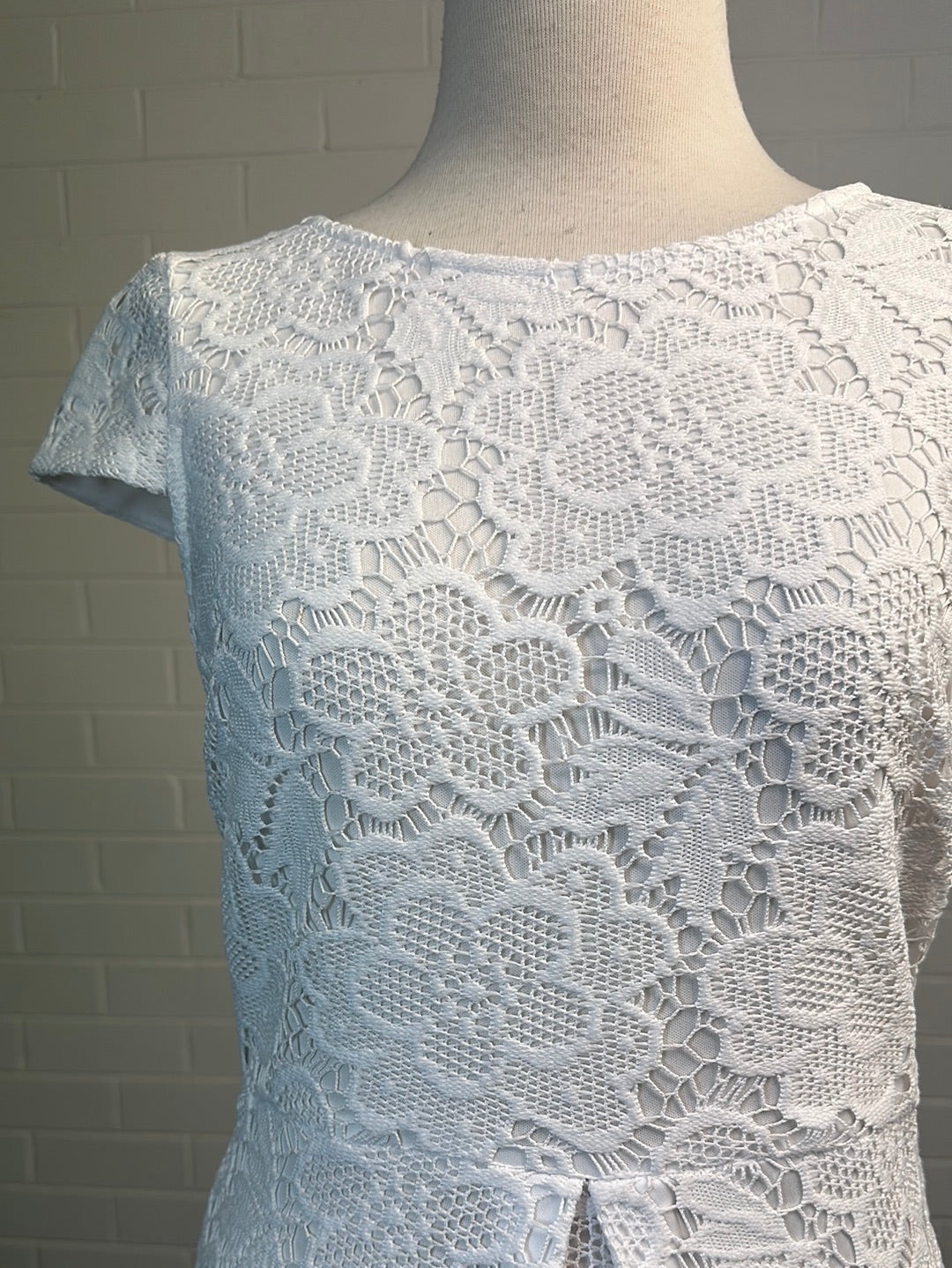 Review | dress | size 8 | knee length