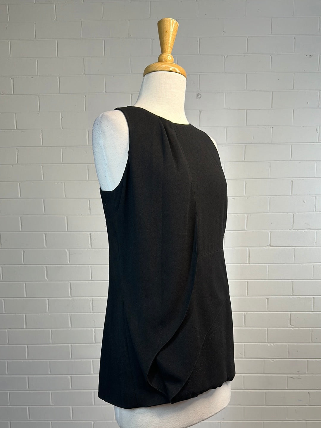 Calvin Klein | US | top | size 8 | sleeveless