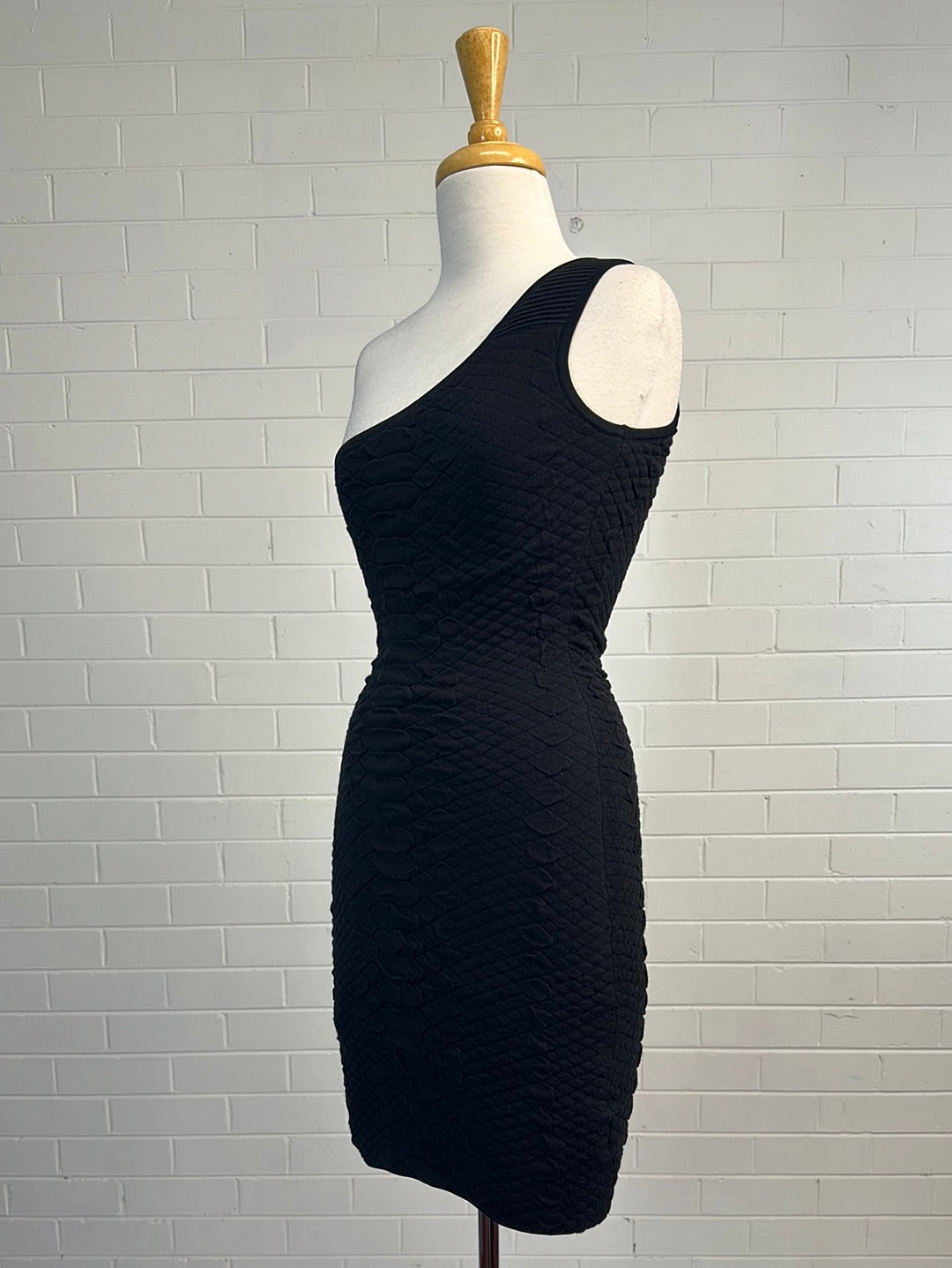 GUESS | dress | size 6 | knee length