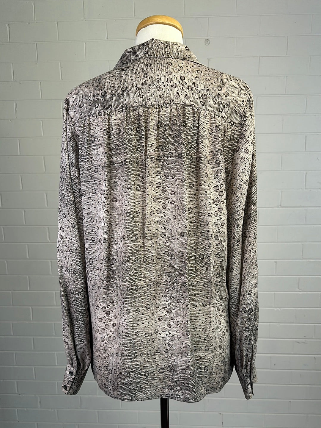 FRAME | California | shirt | size 12 | long sleeve | 100% silk