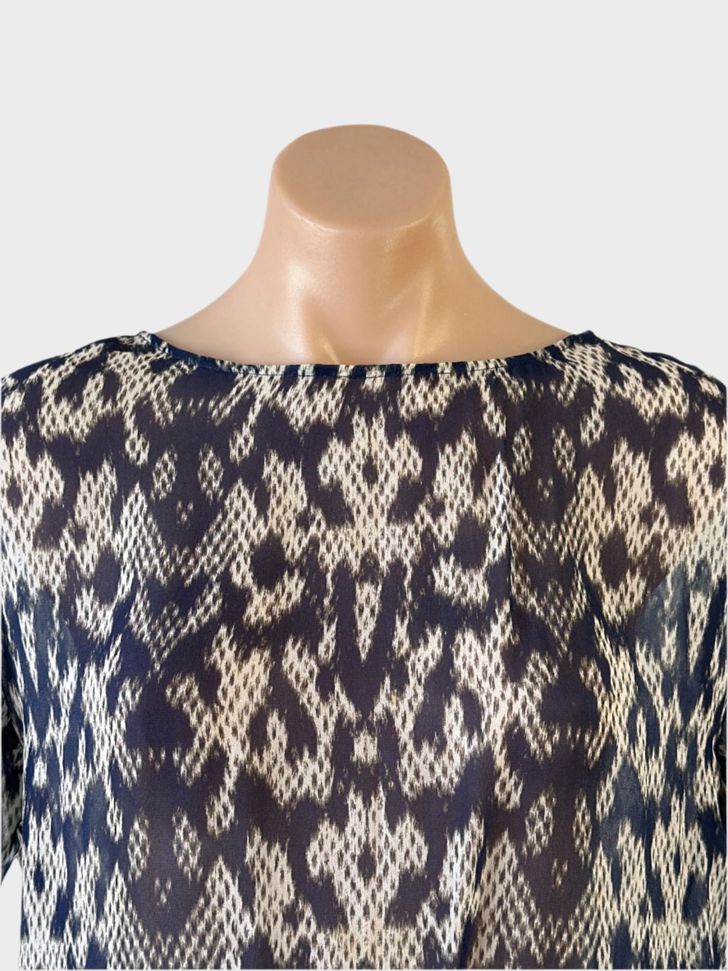 Trussardi | Milan | top | size 10 | short sleeve