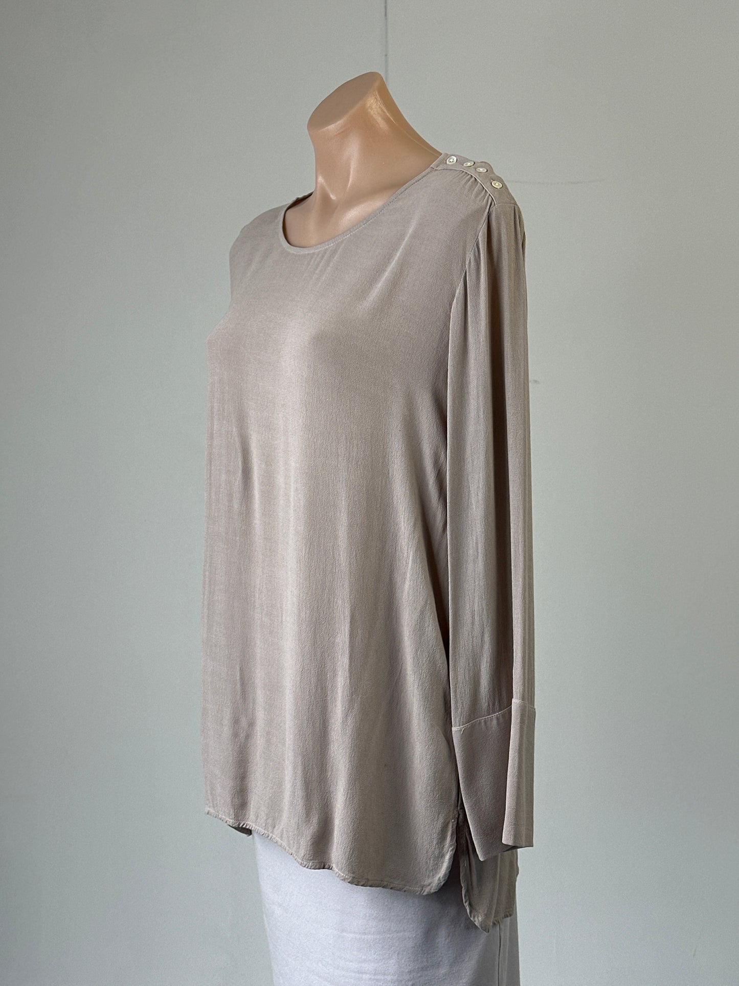 James Perse | Los Angeles | top | size 10 | long sleeve