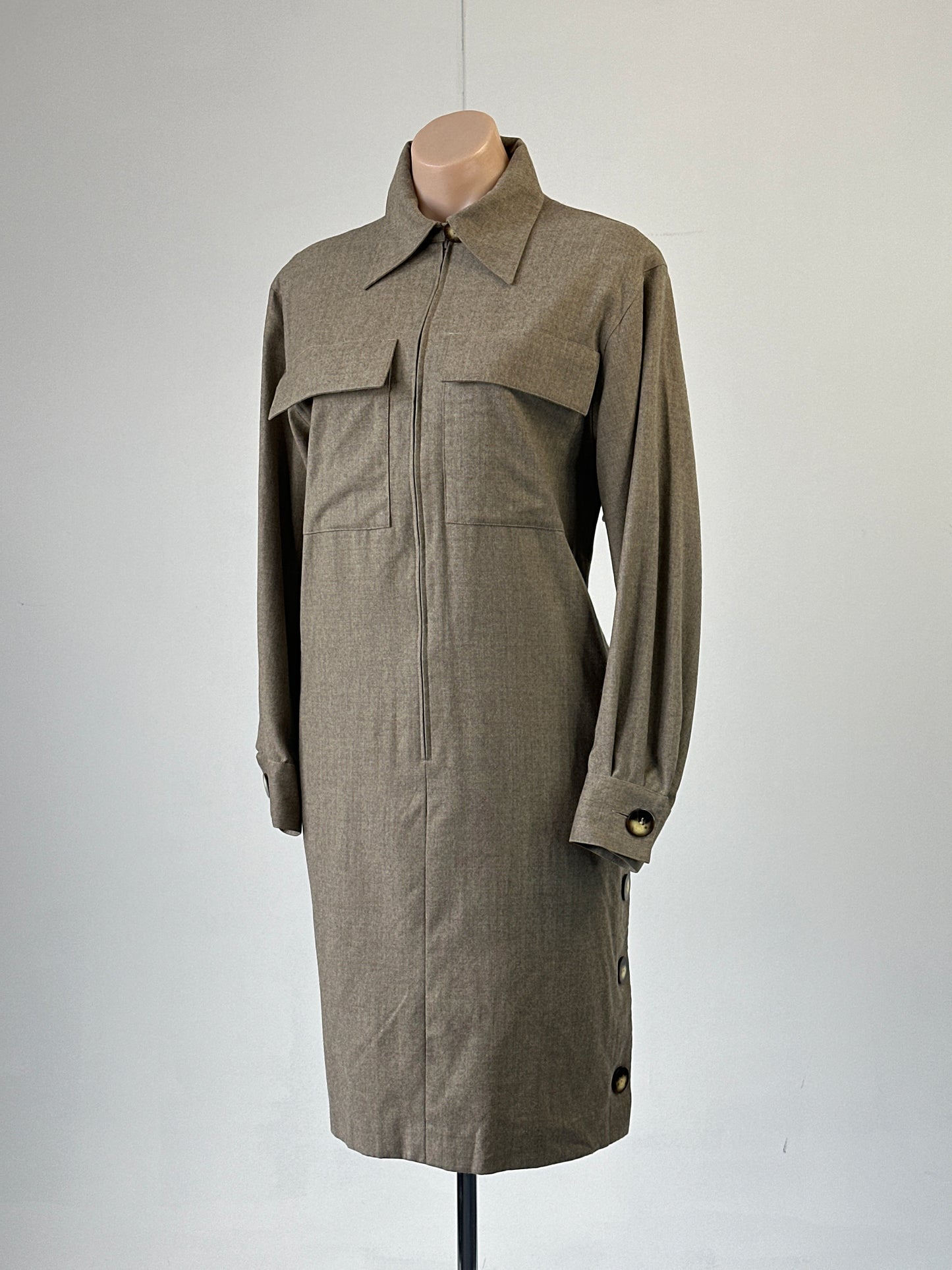 Guy Laroche | Paris | dress | size 10 | knee length | 100% wool