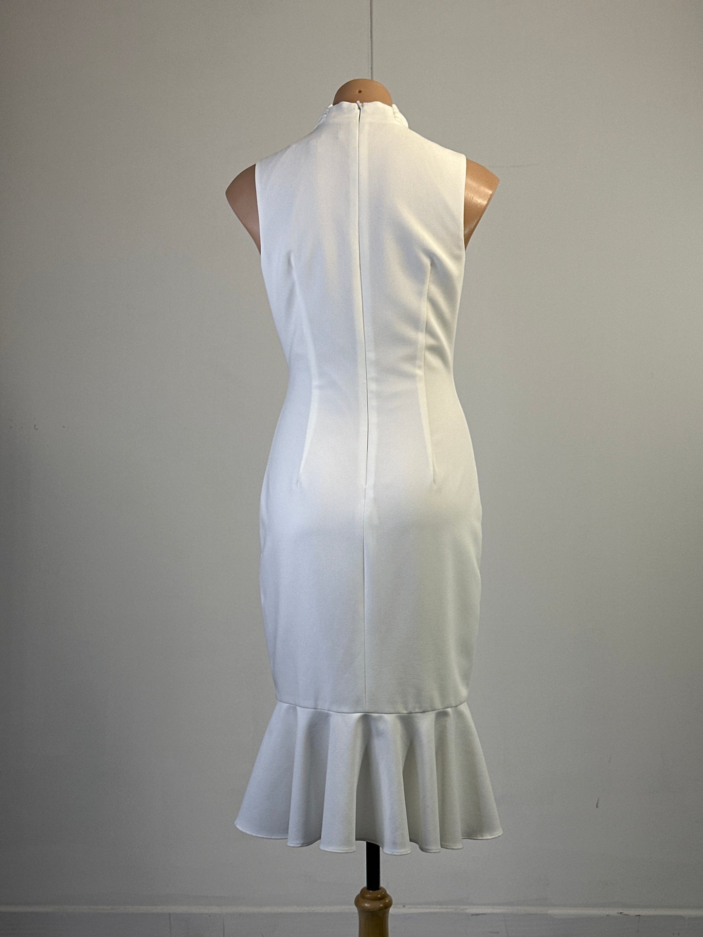 Black Halo | Los Angeles | dress | size 10 | midi length | made in the USA