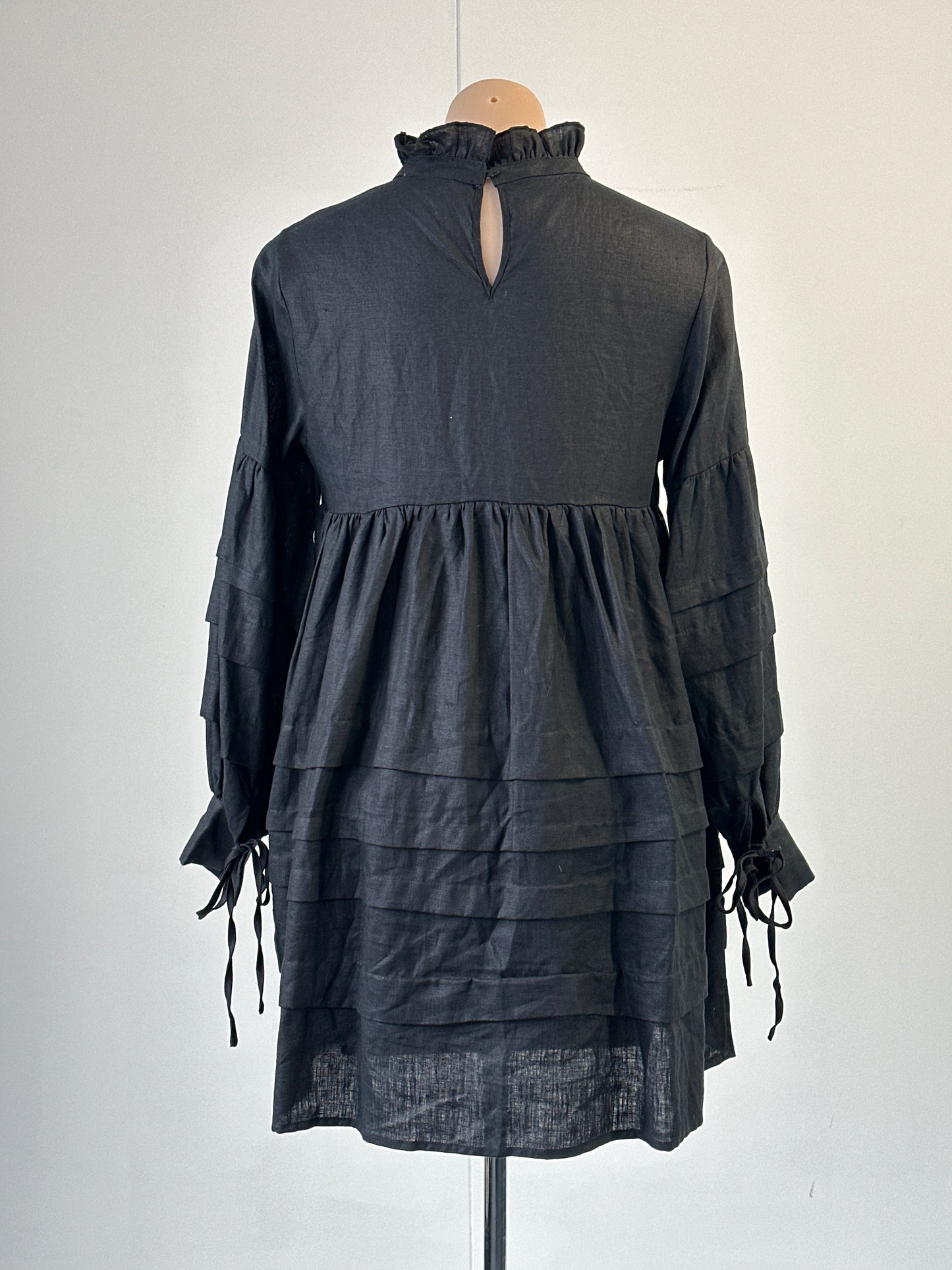 Aere | dress | size 10 | knee length | 100% linen