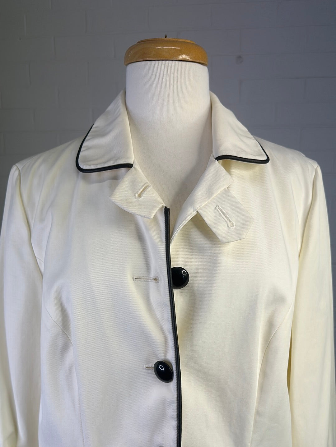 I.N.C International Concepts | coat | size 10 | single breasted