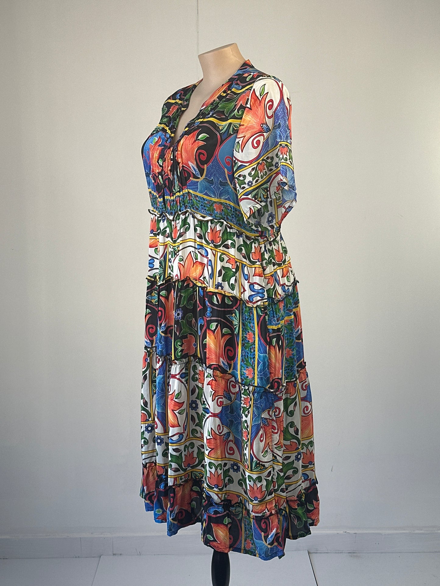 Taking Shape | dress | size 16 | midi length | new with tags