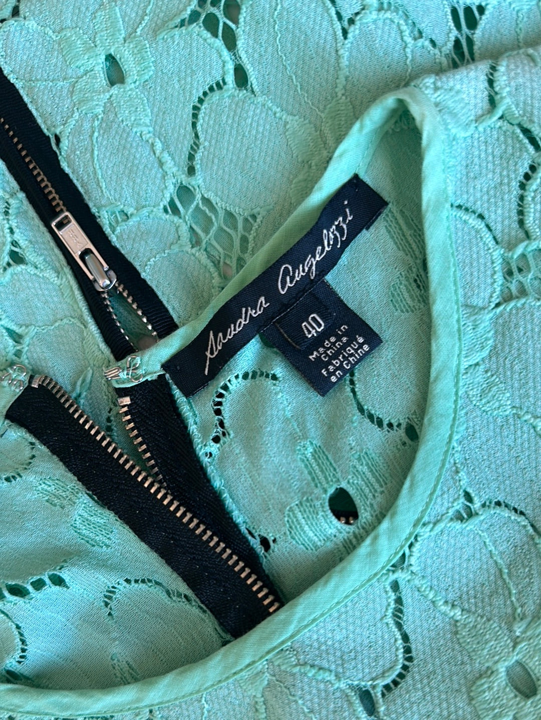 Sandra Angelozzi | Canada | skirt & top set | size 12 | knee length