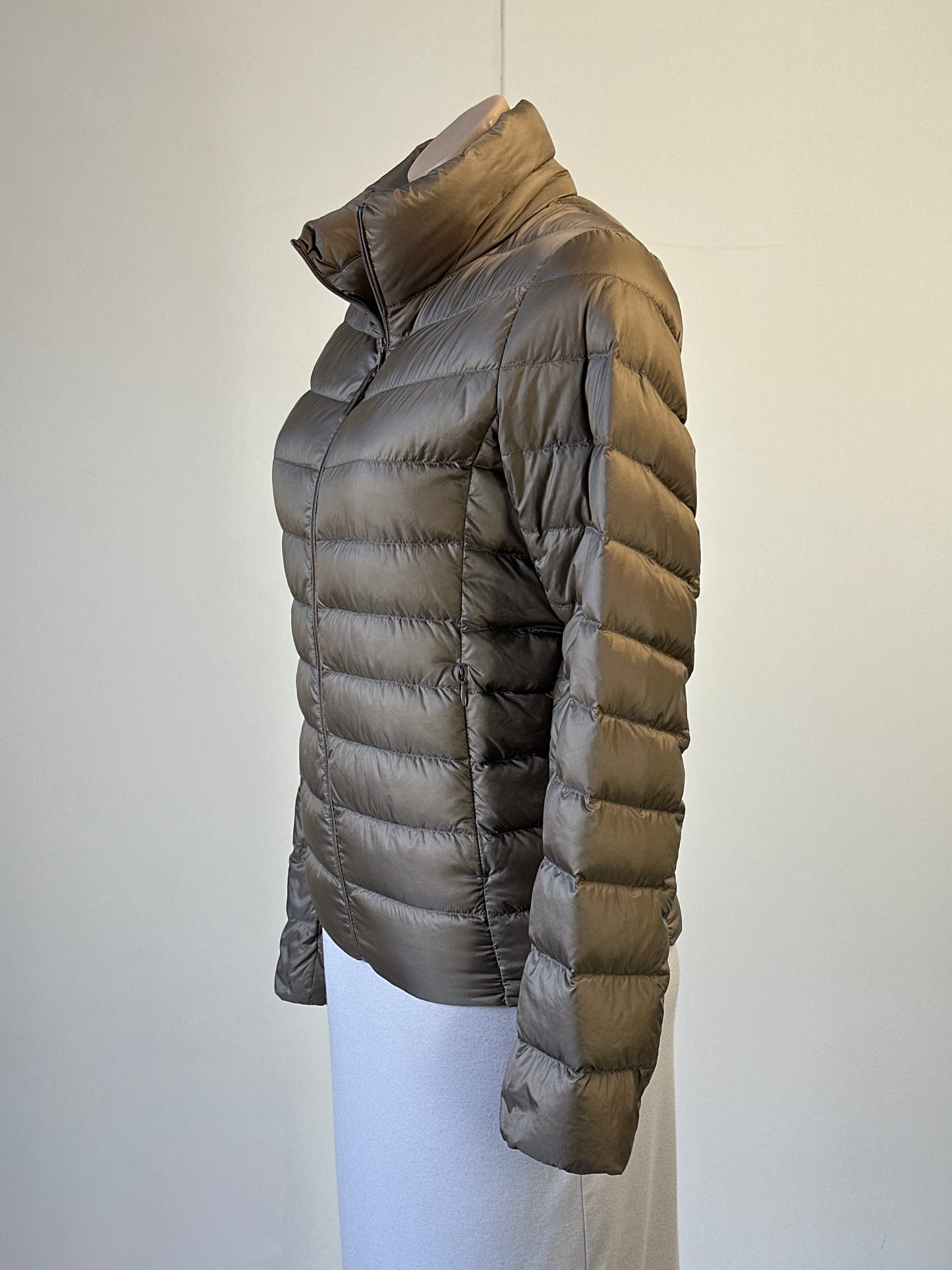 Uniqlo | jacket | size 8 | zip front