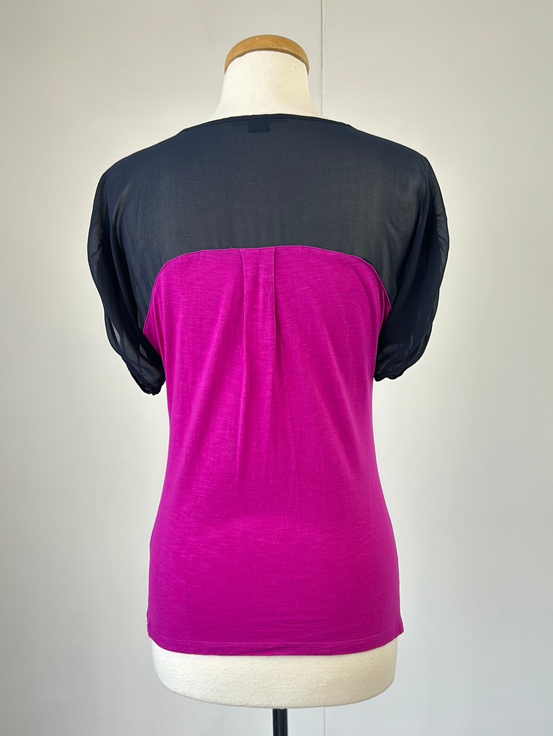 Armani Exchange | Italy | top | size 8 | short sleeve